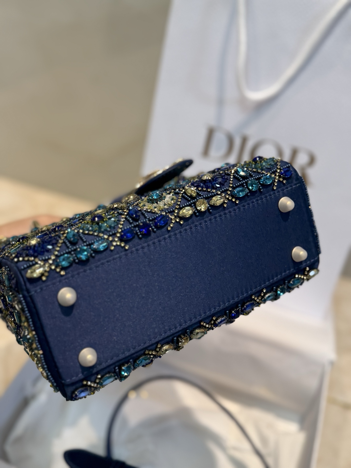   Dior