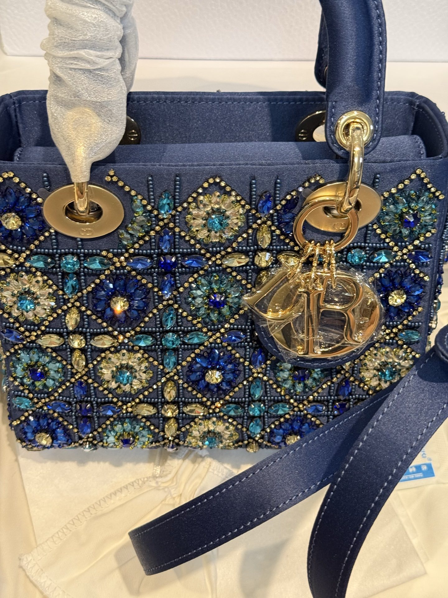   Dior