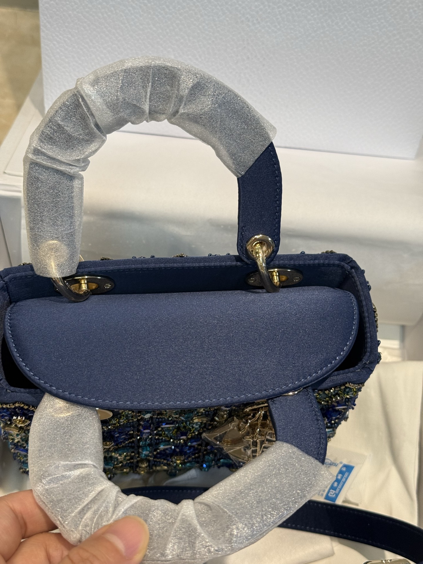   Dior
