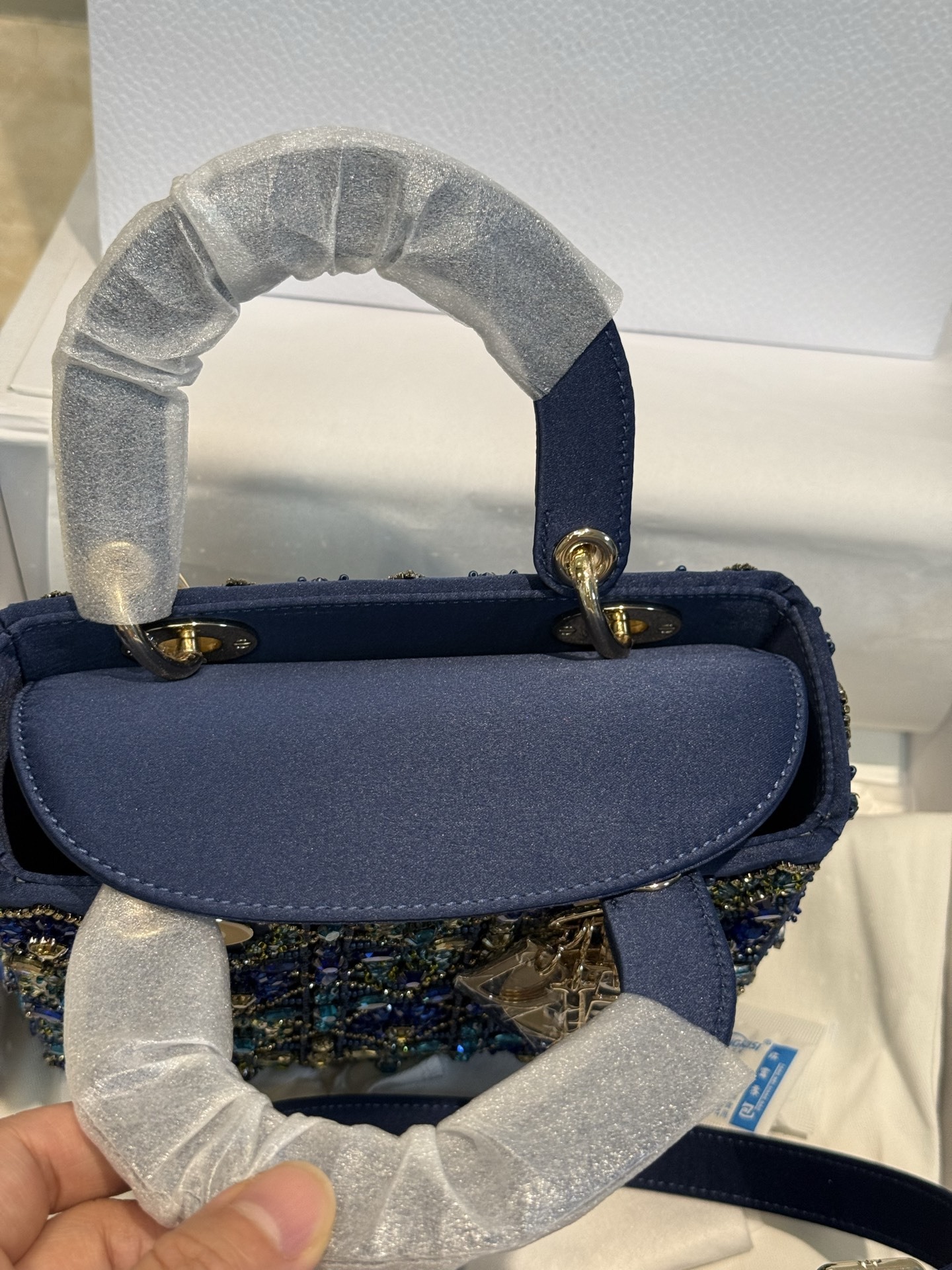  Dior