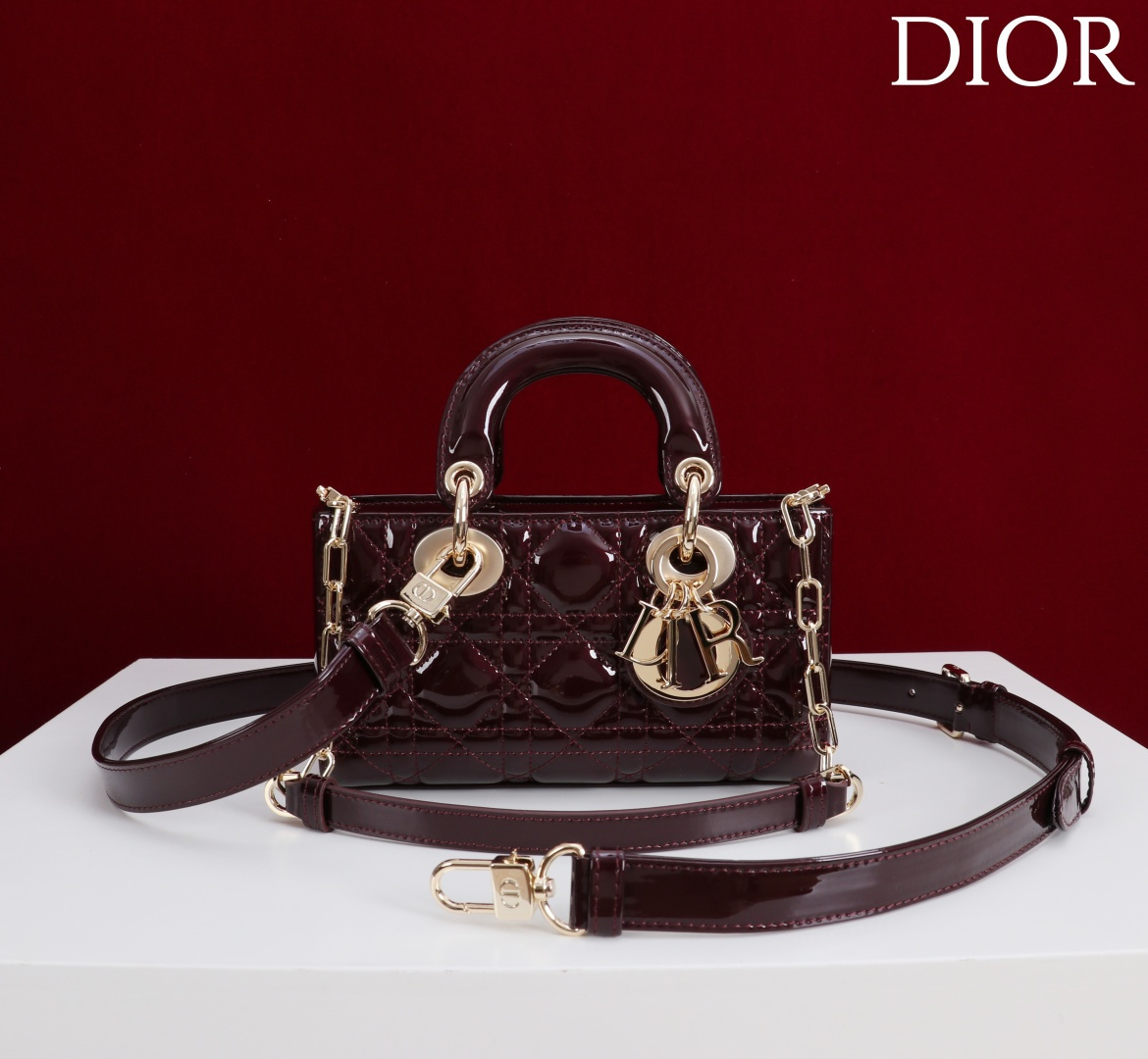  Dior