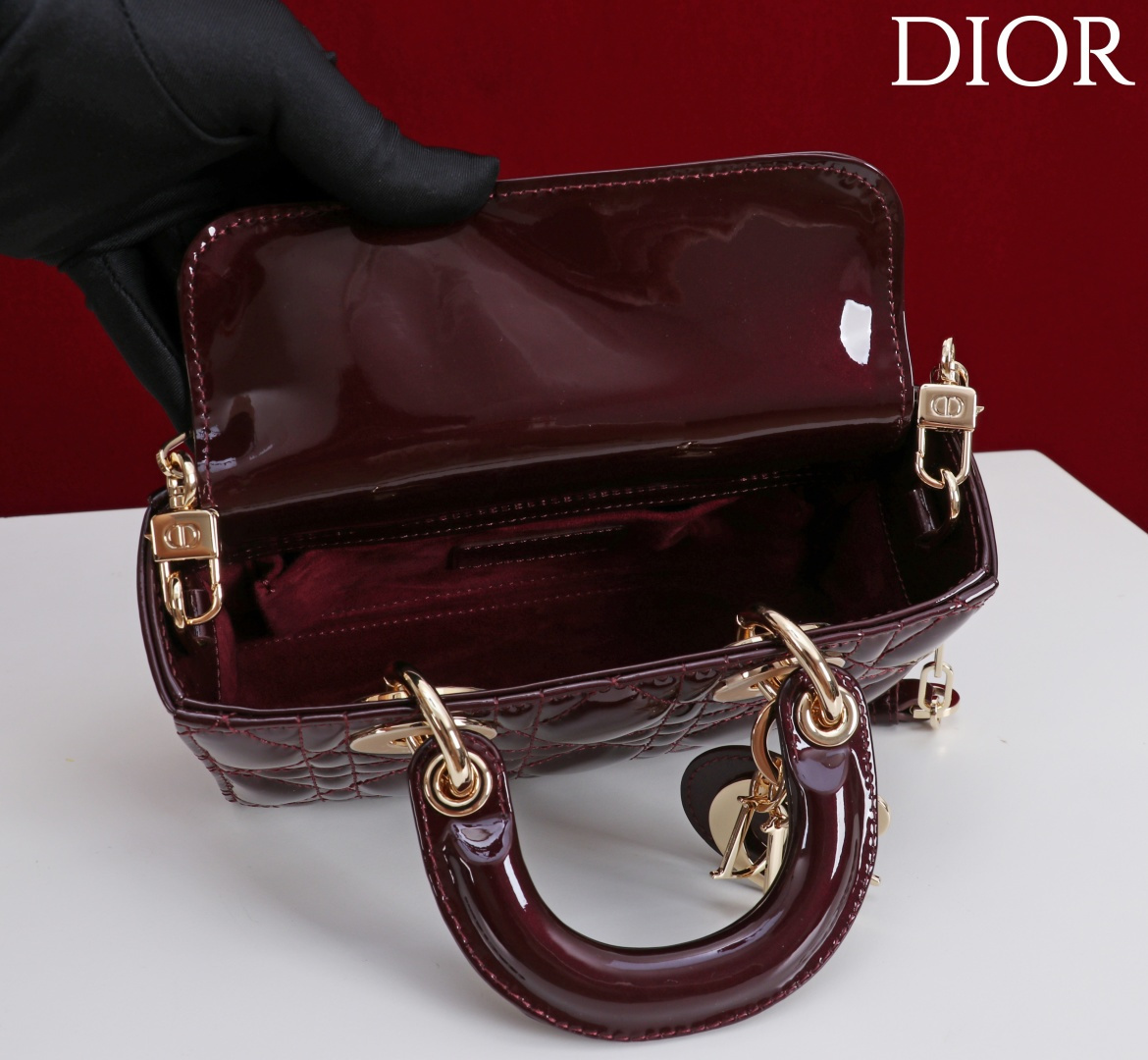  Dior