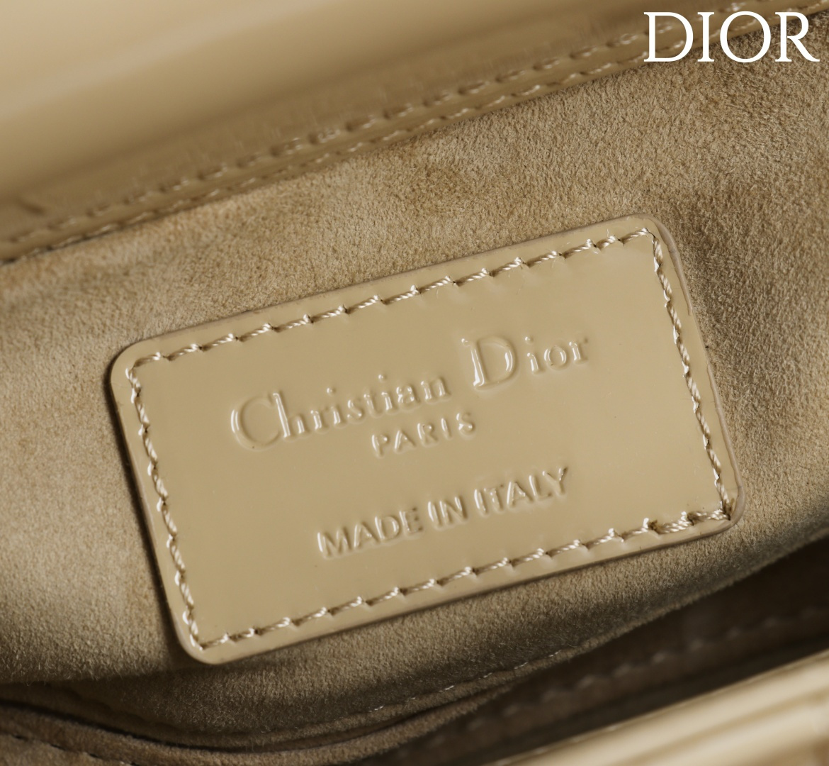  Dior