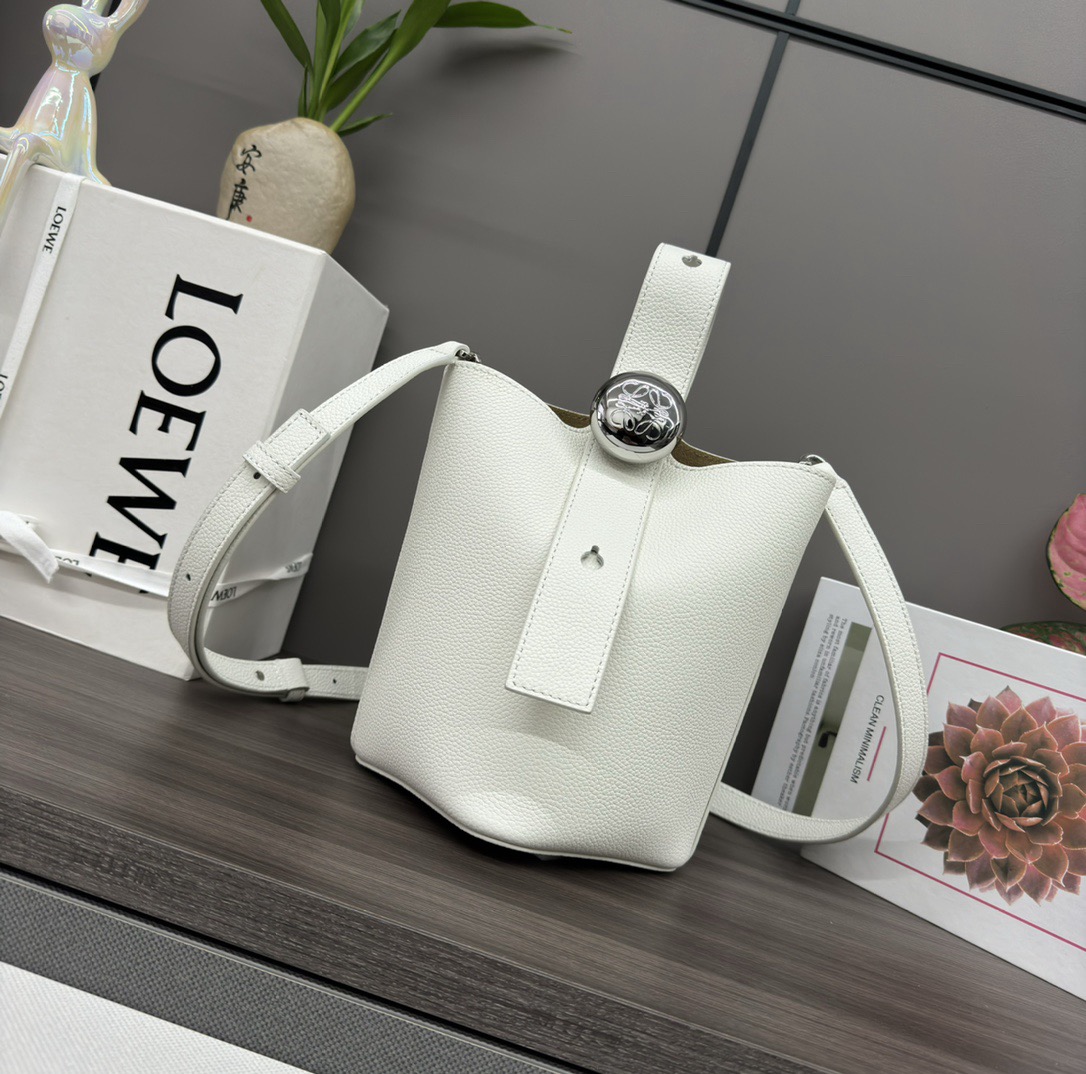 LOEWE