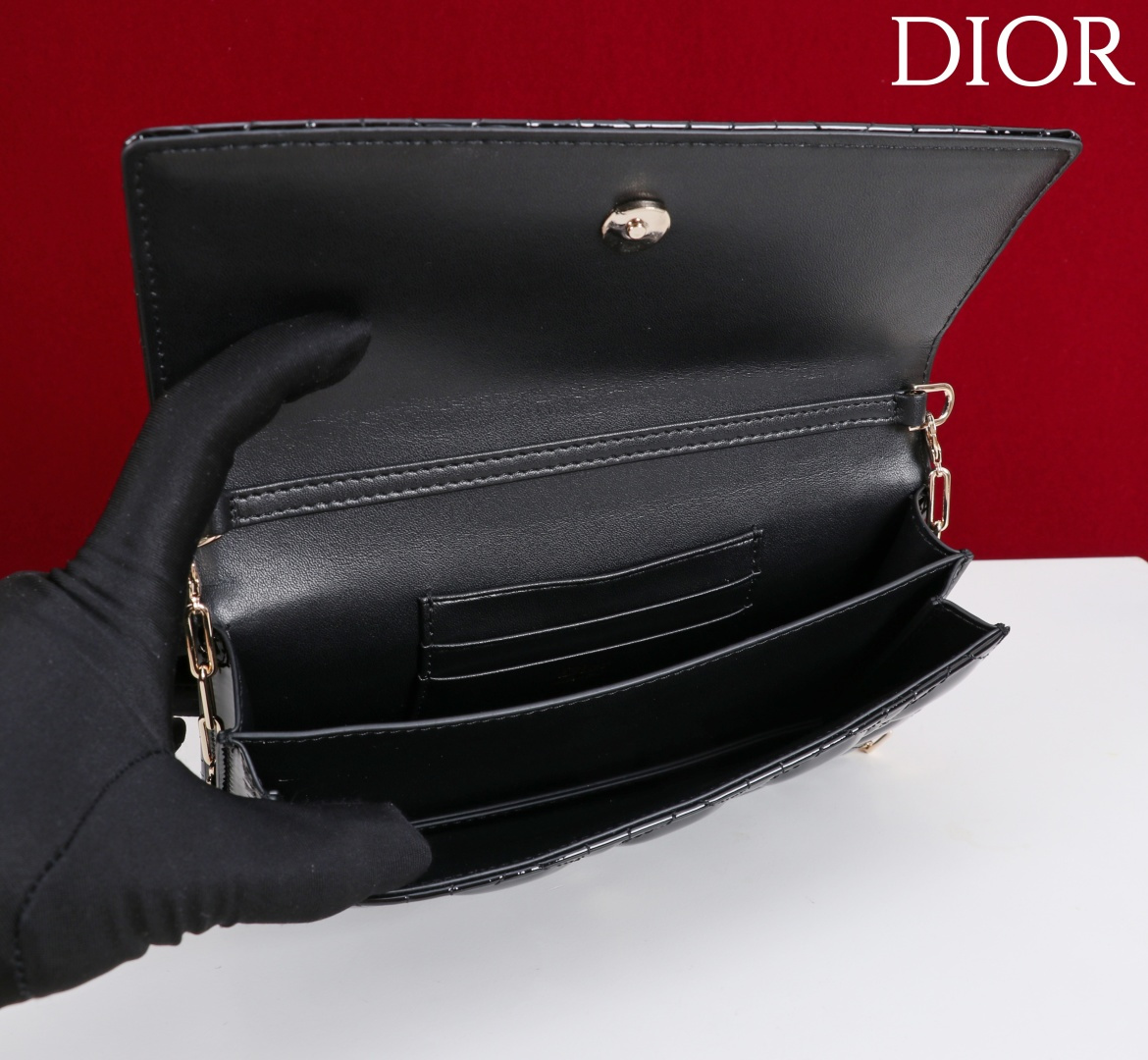  Dior