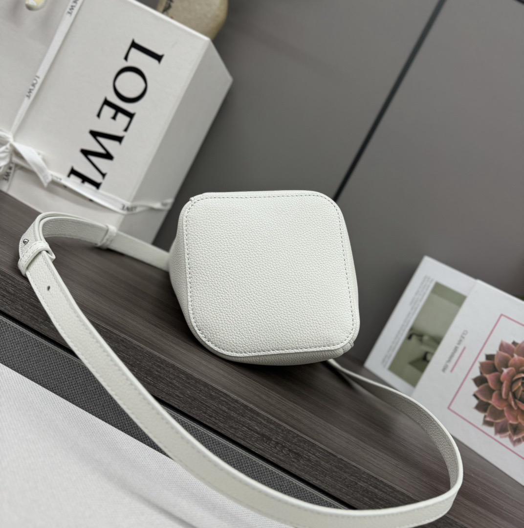 LOEWE