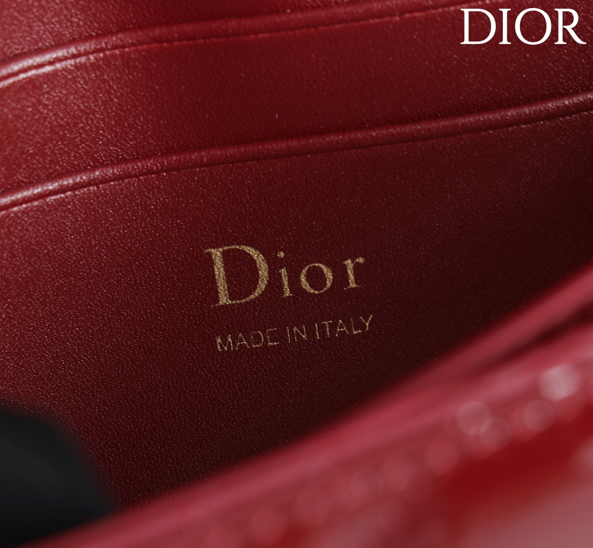  Dior