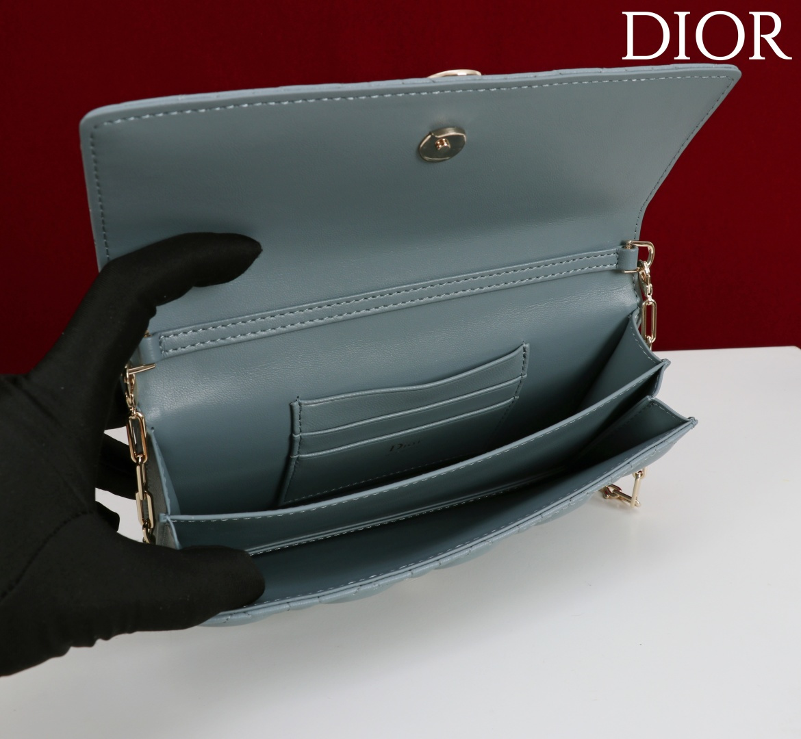 Dior