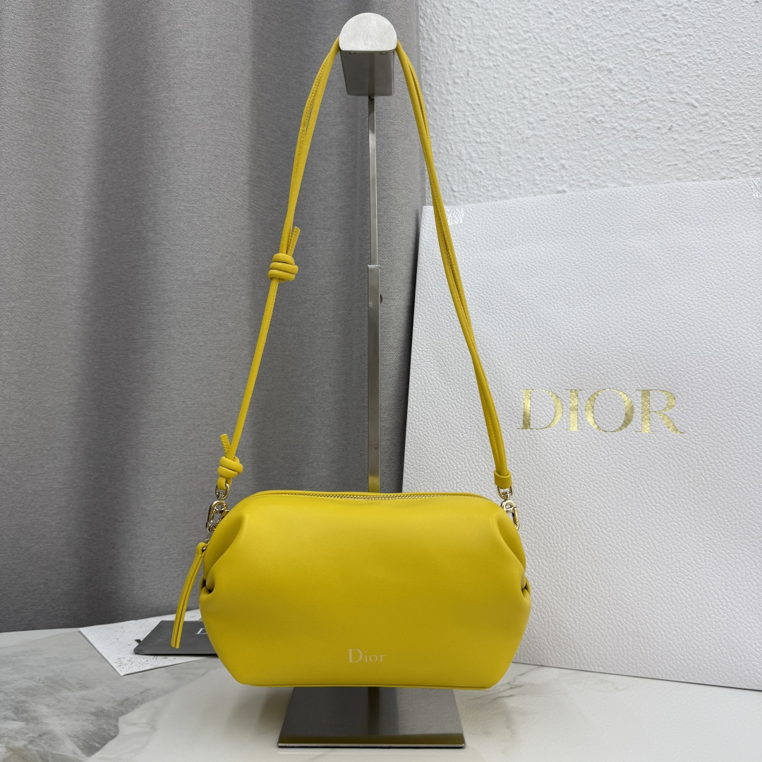  Dior