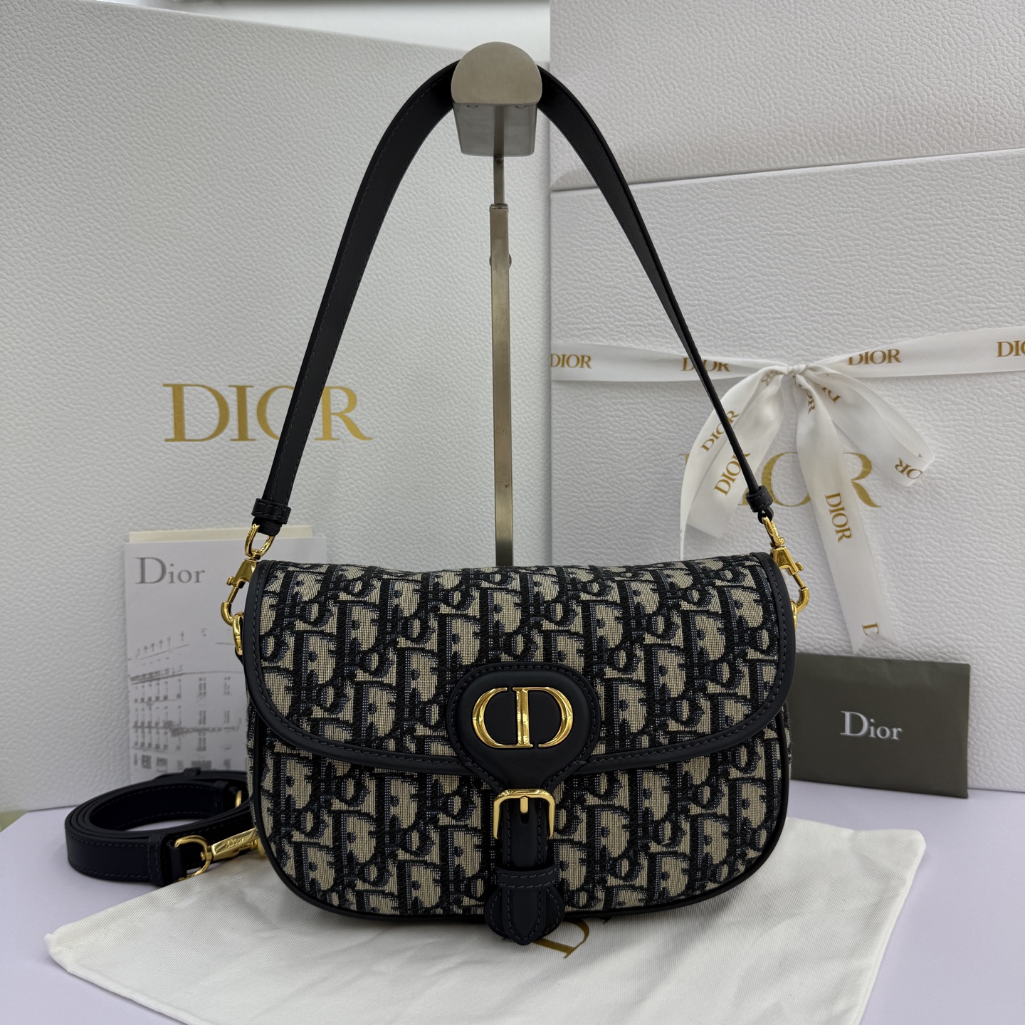  Dior