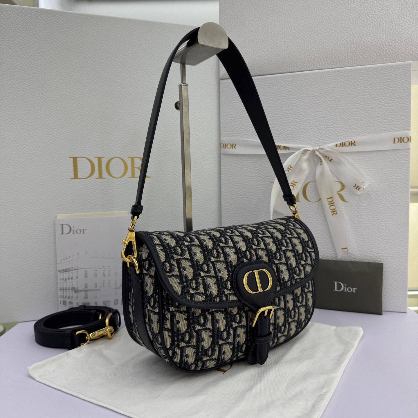  Dior