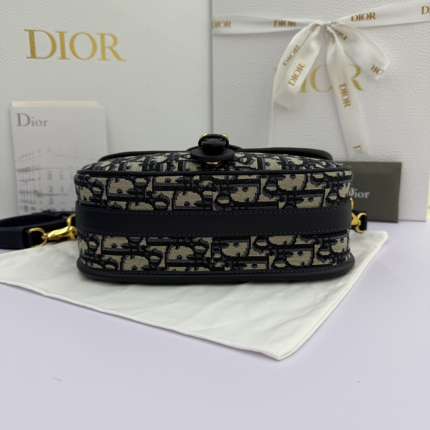  Dior