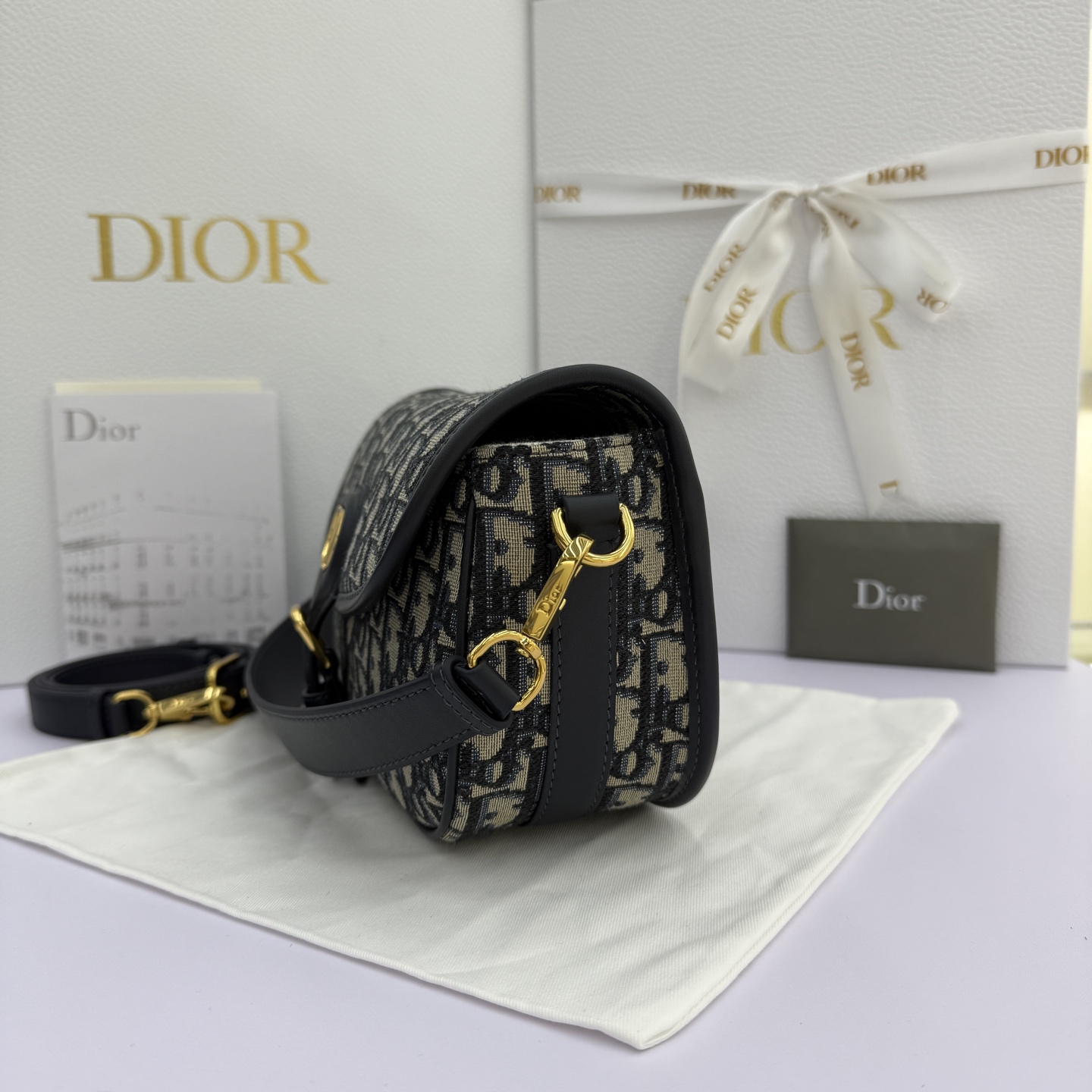  Dior