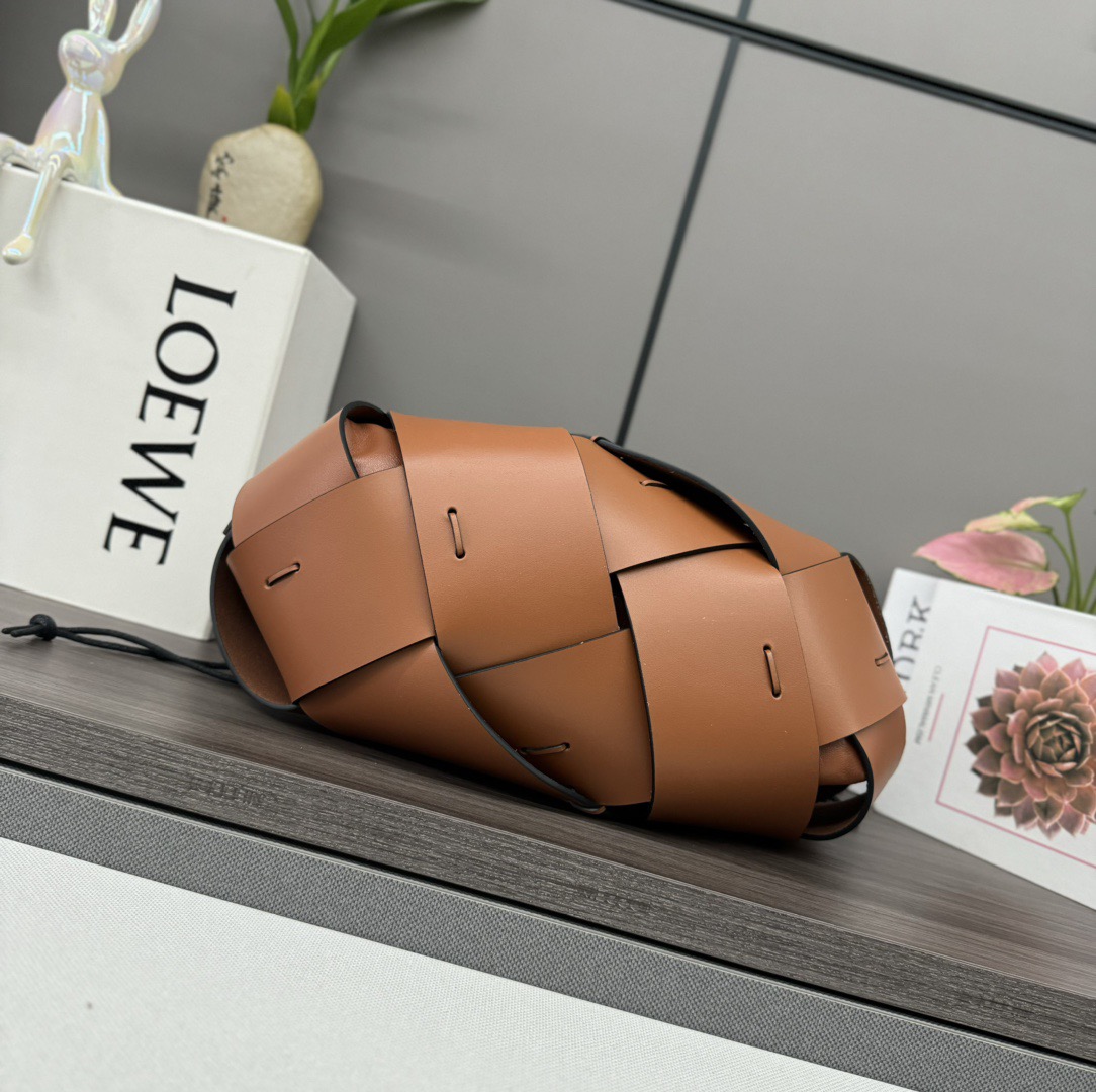 LOEWE