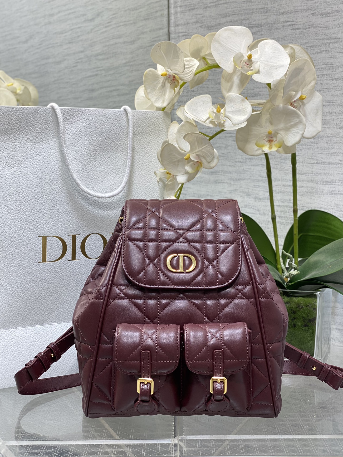  Dior