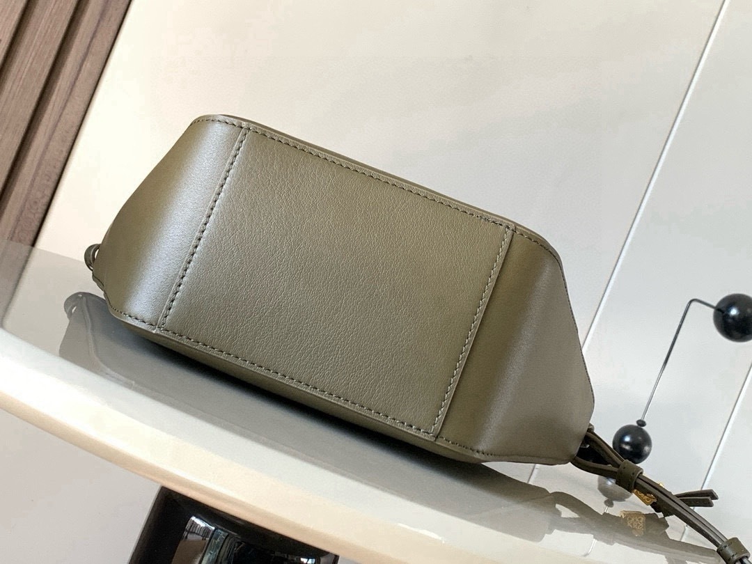 LOEWE