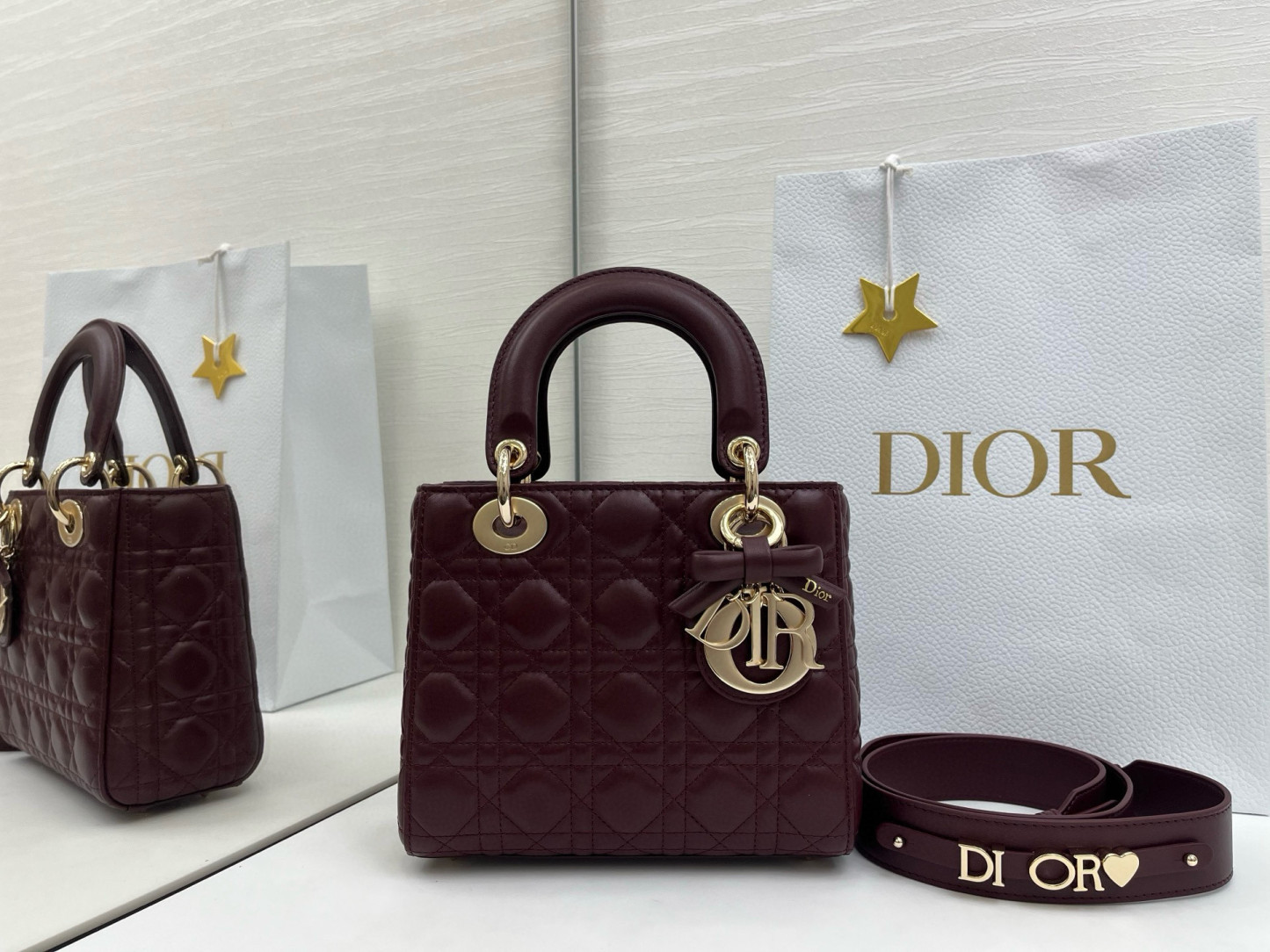  Dior