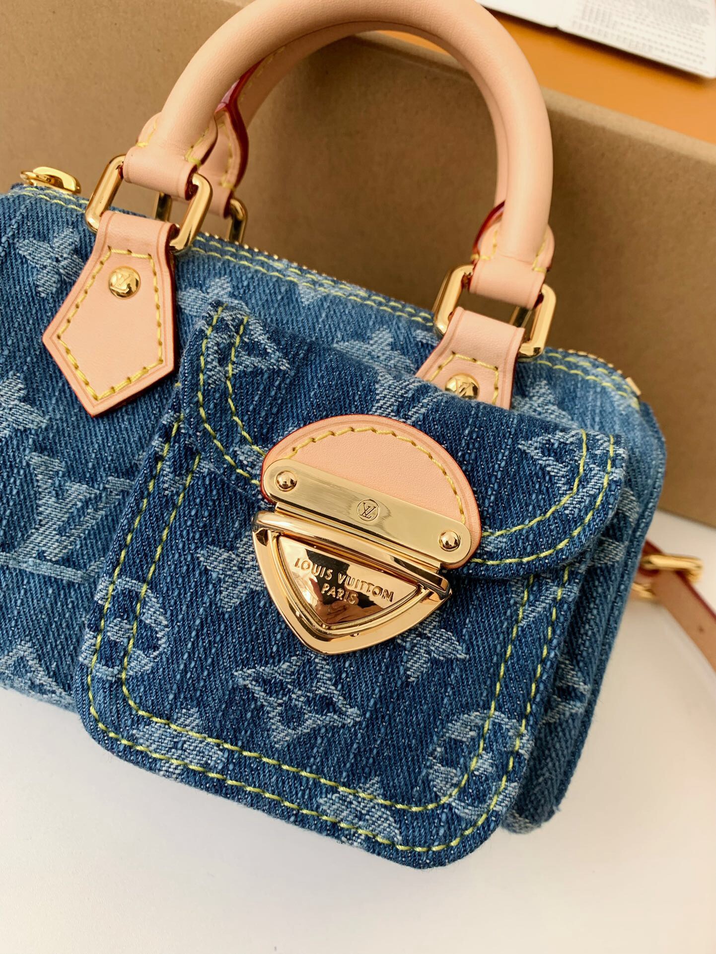 lv