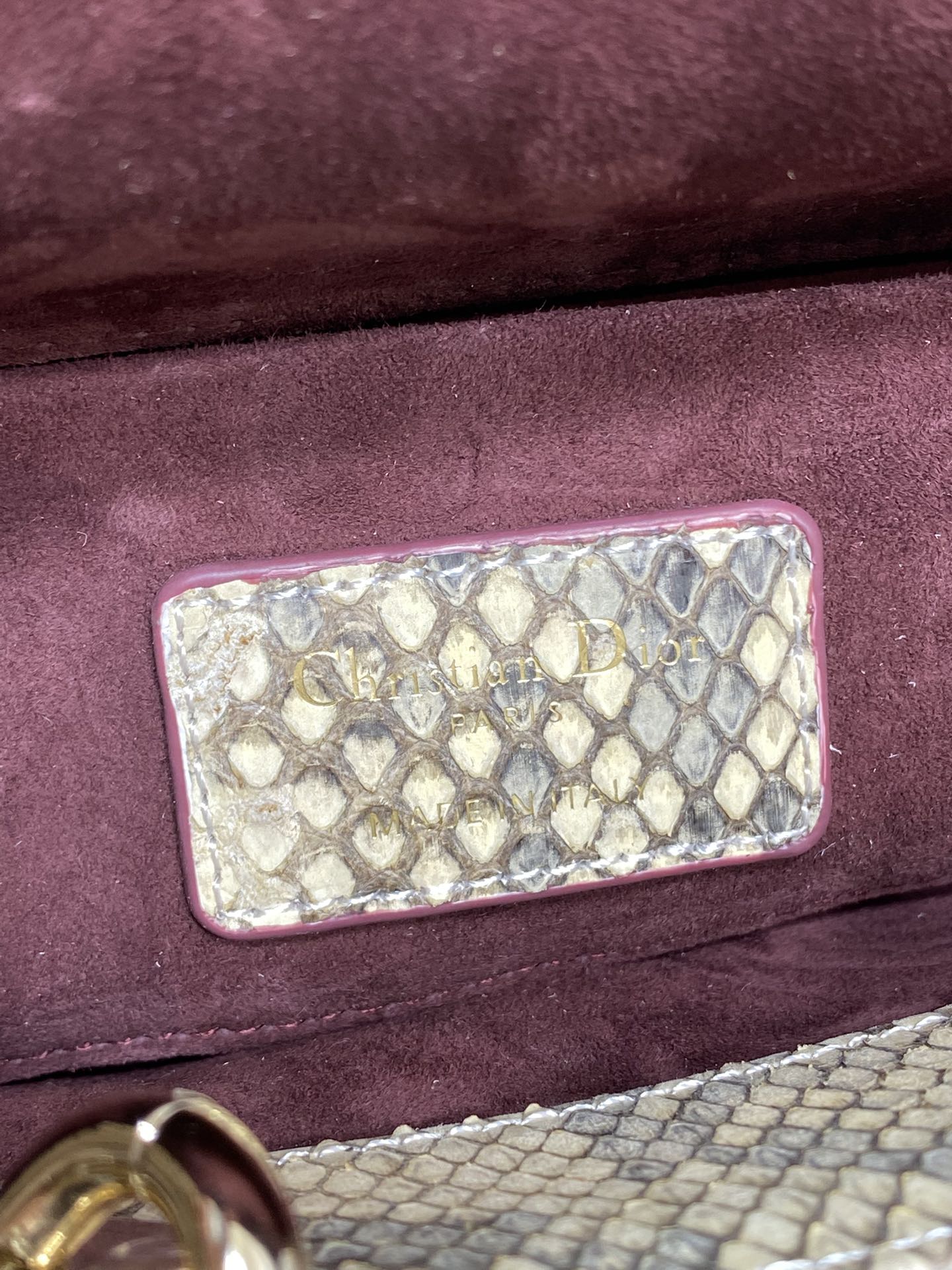    Dior