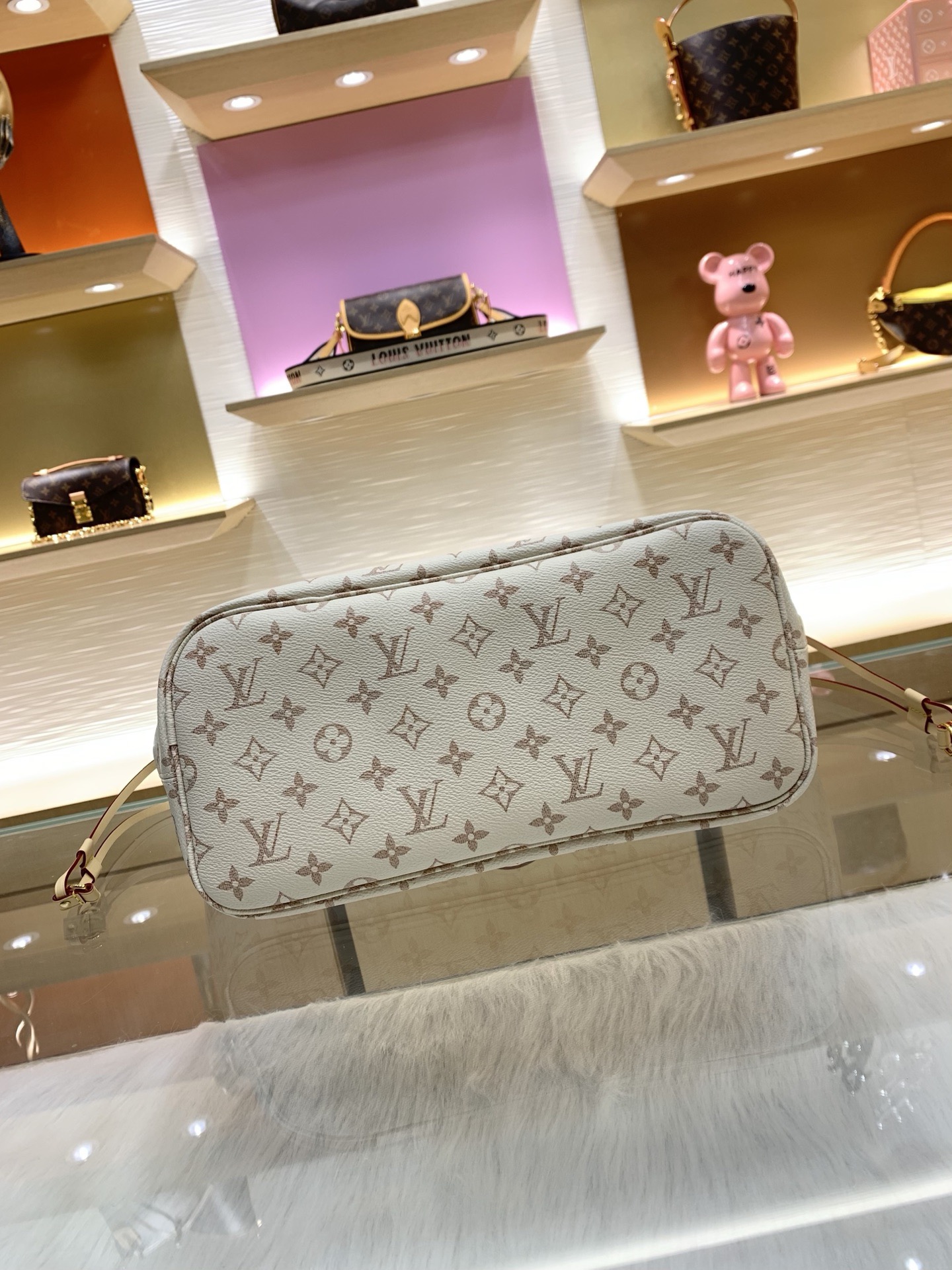 lv