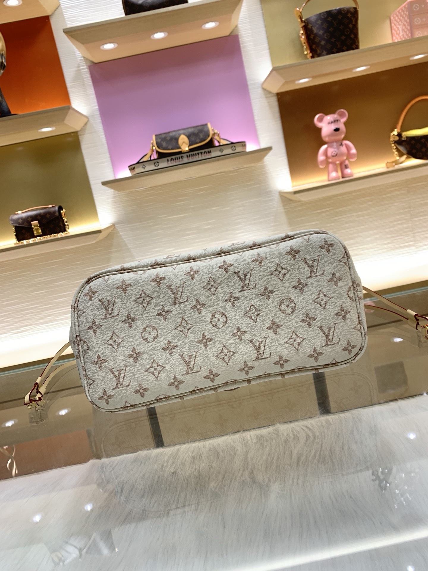 lv