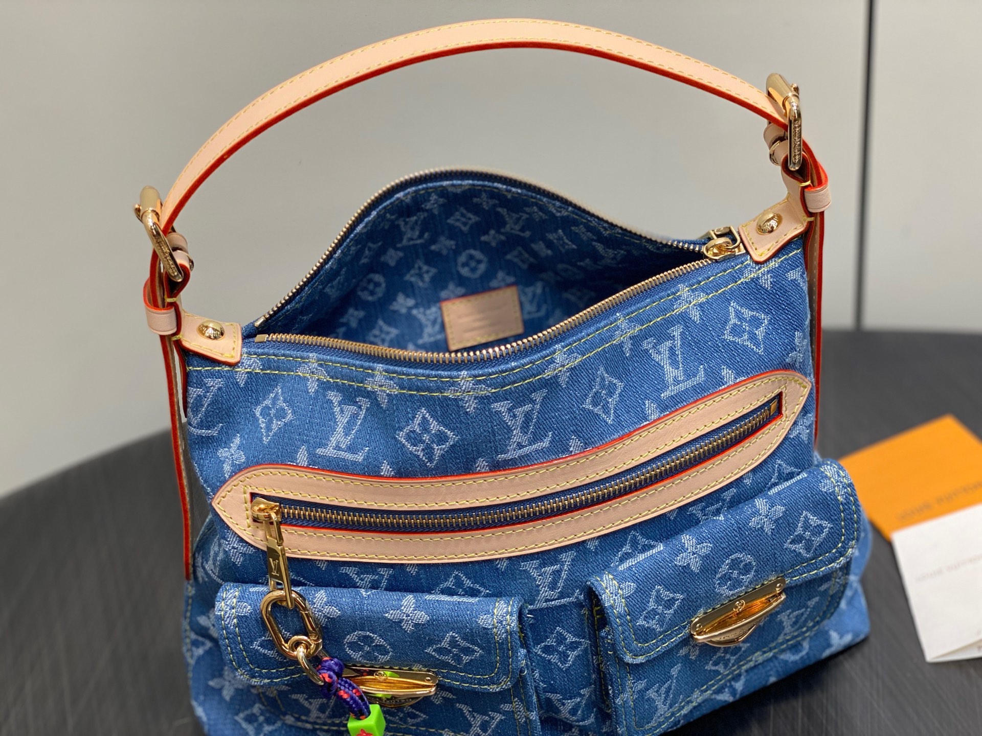   lv
