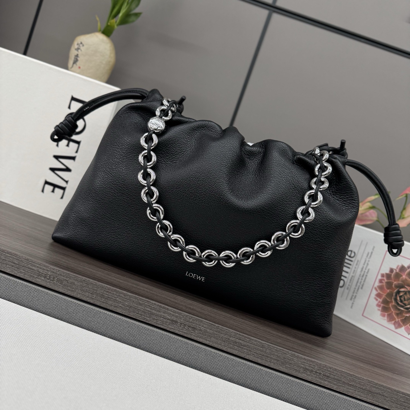 LOEWE
