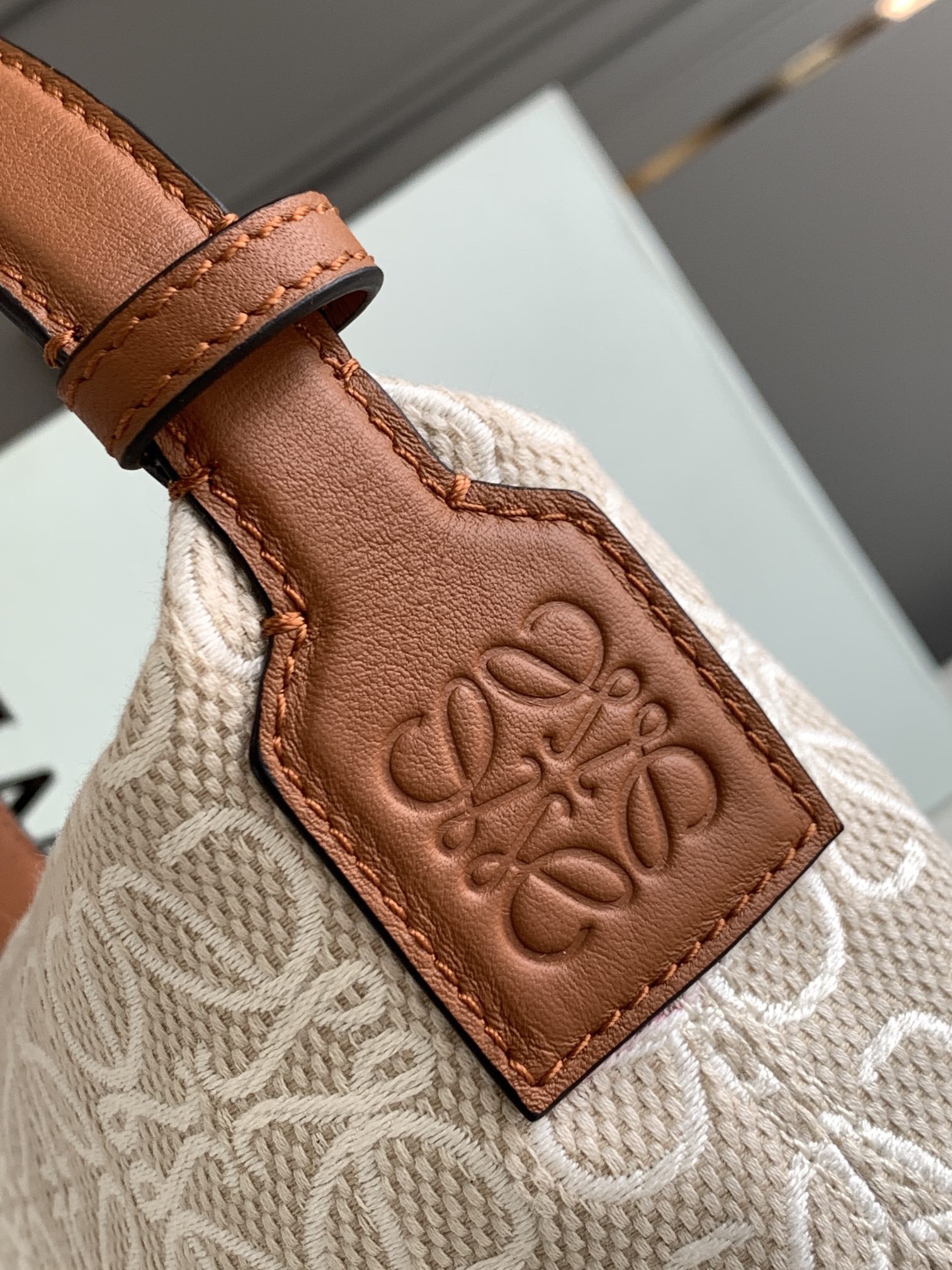 LOEWE