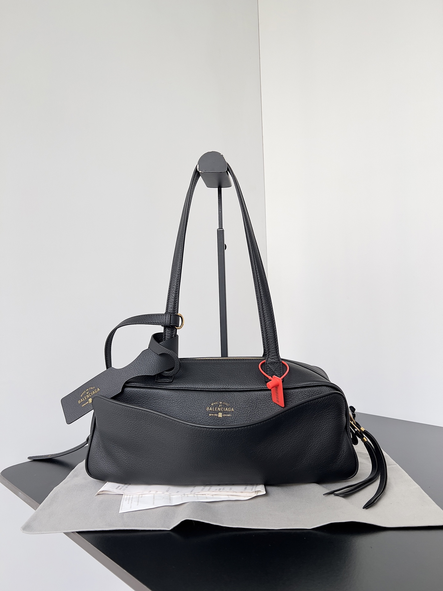  Balenciaga