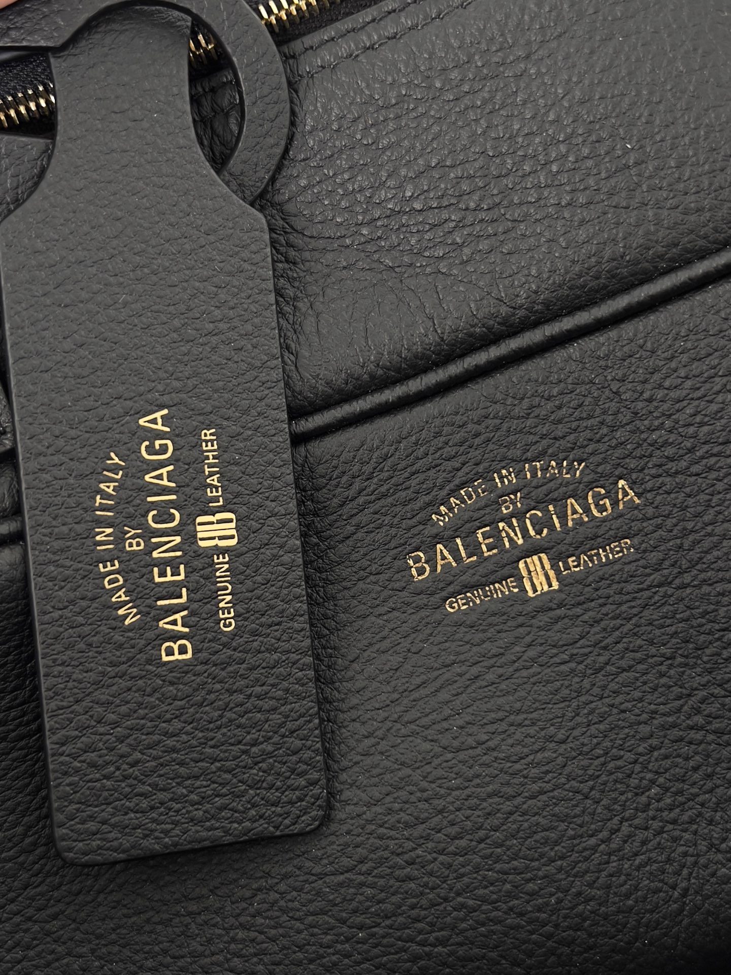  Balenciaga