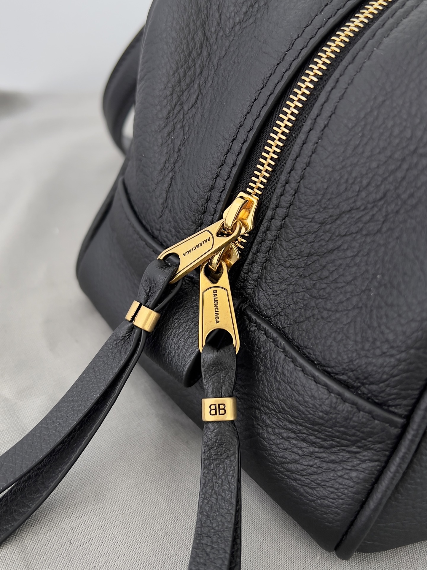  Balenciaga