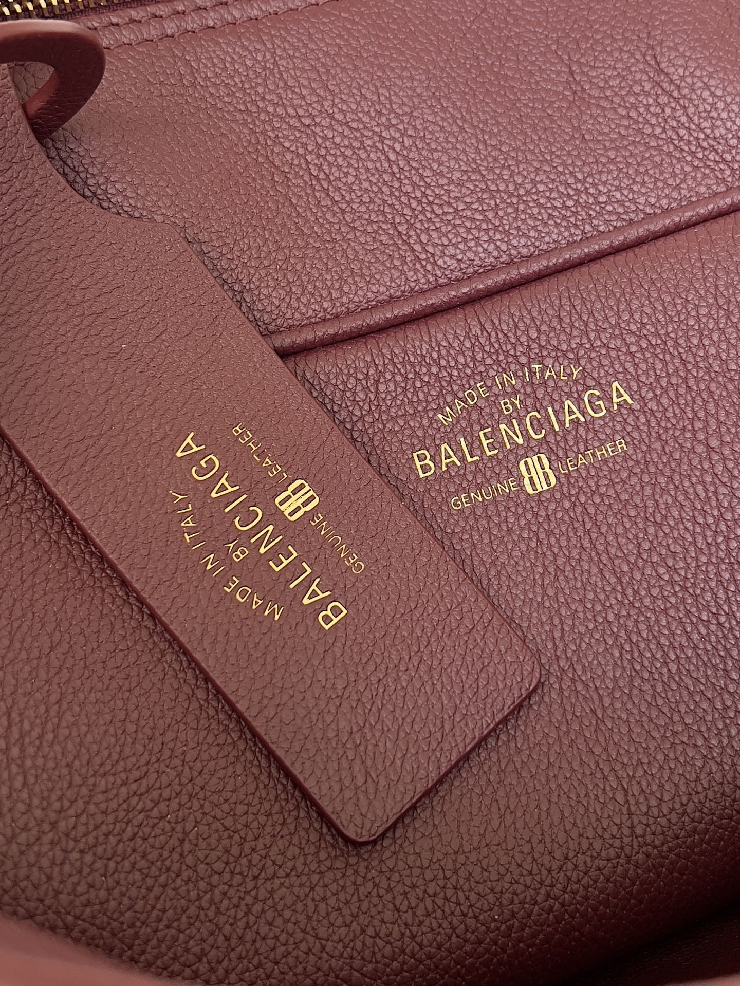  Balenciaga