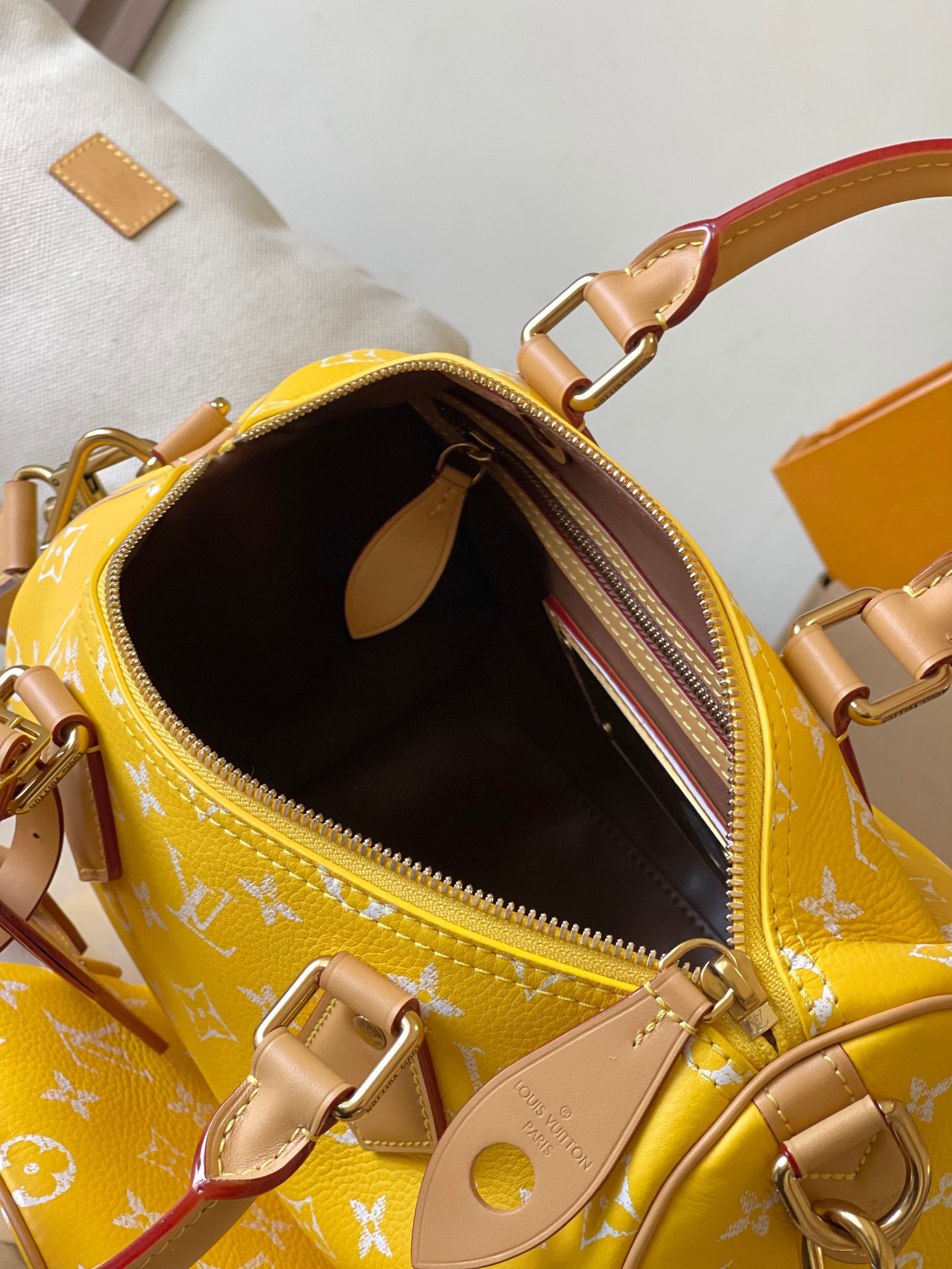 lv