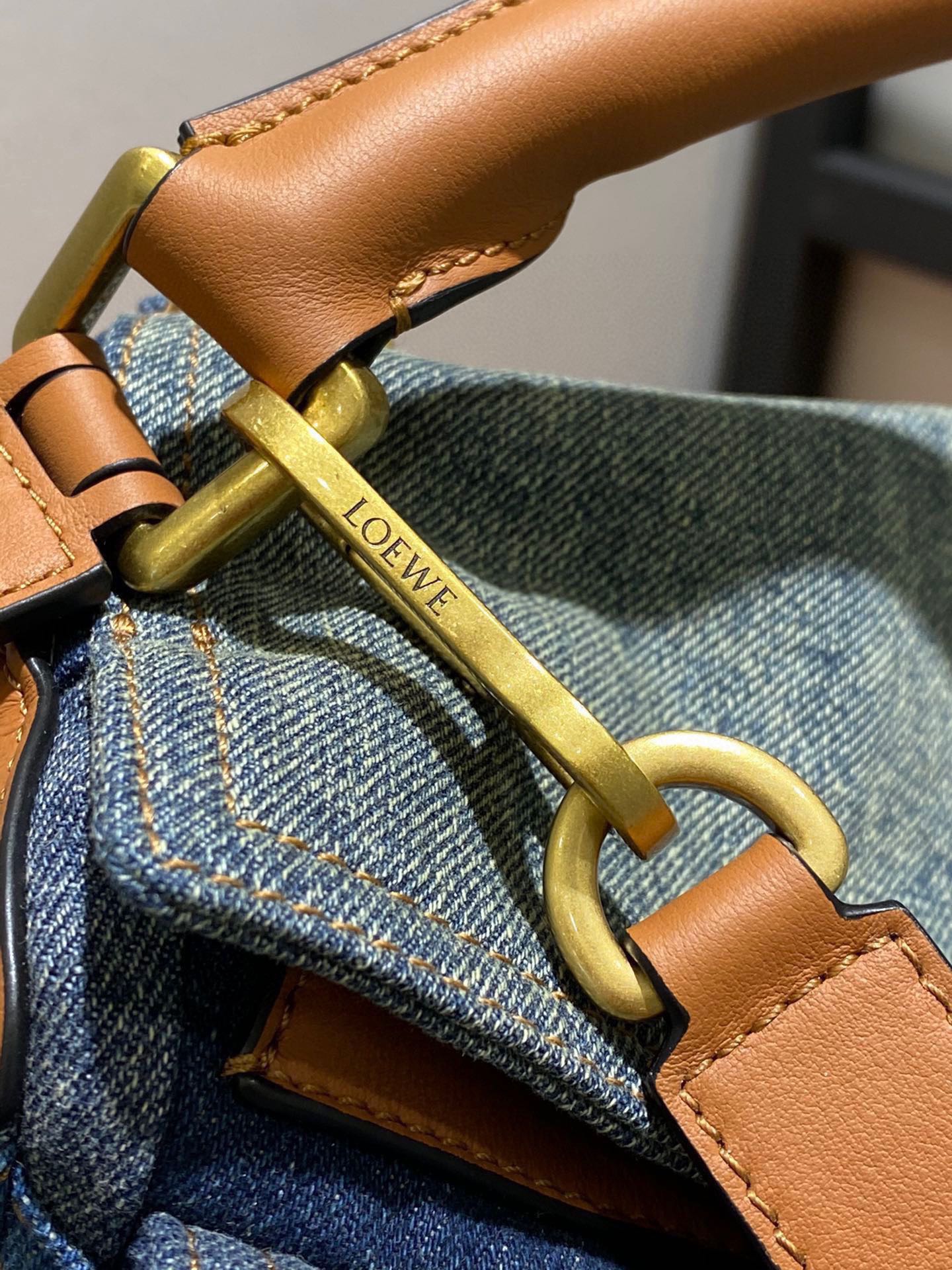 LOEWE