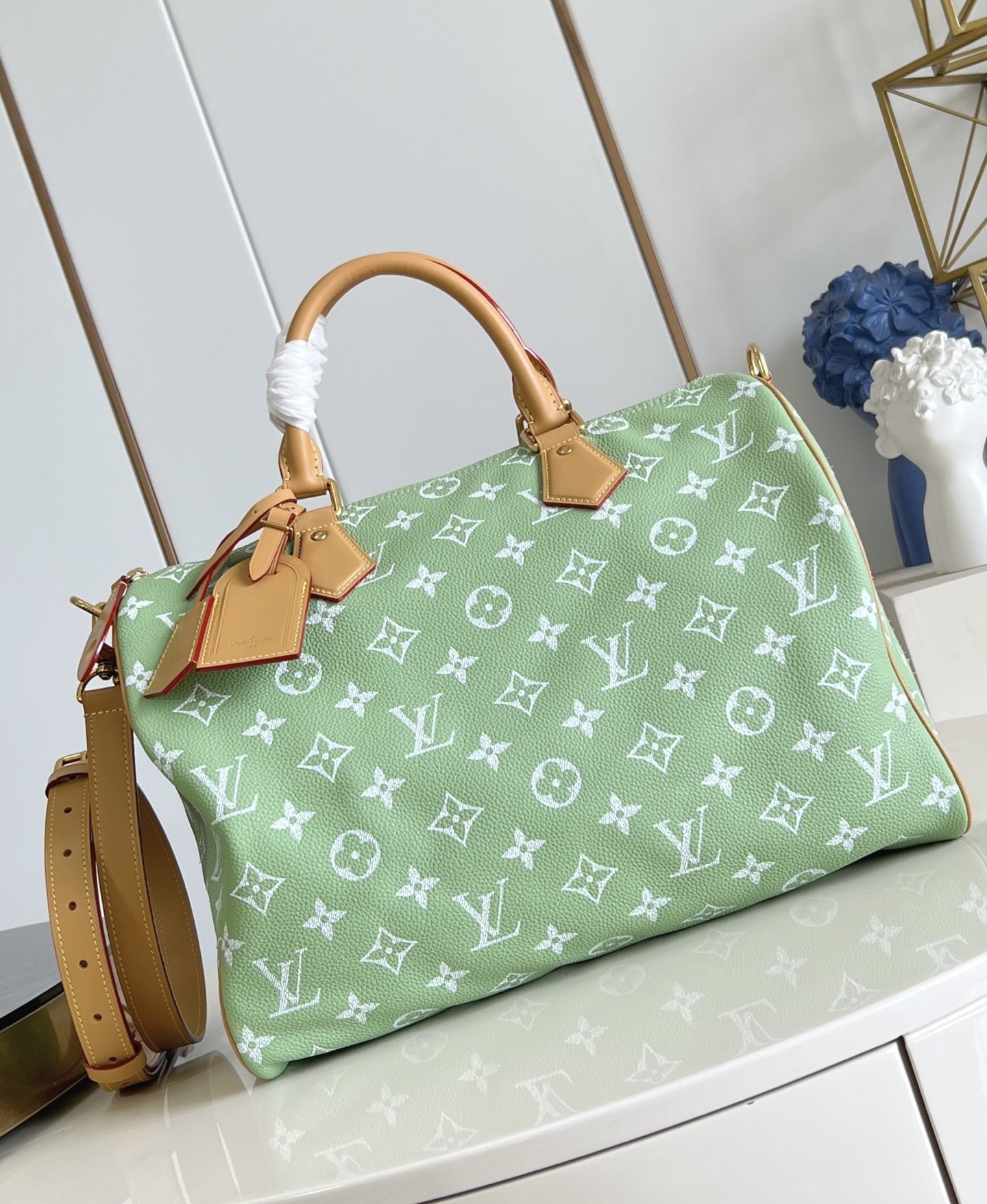 lv