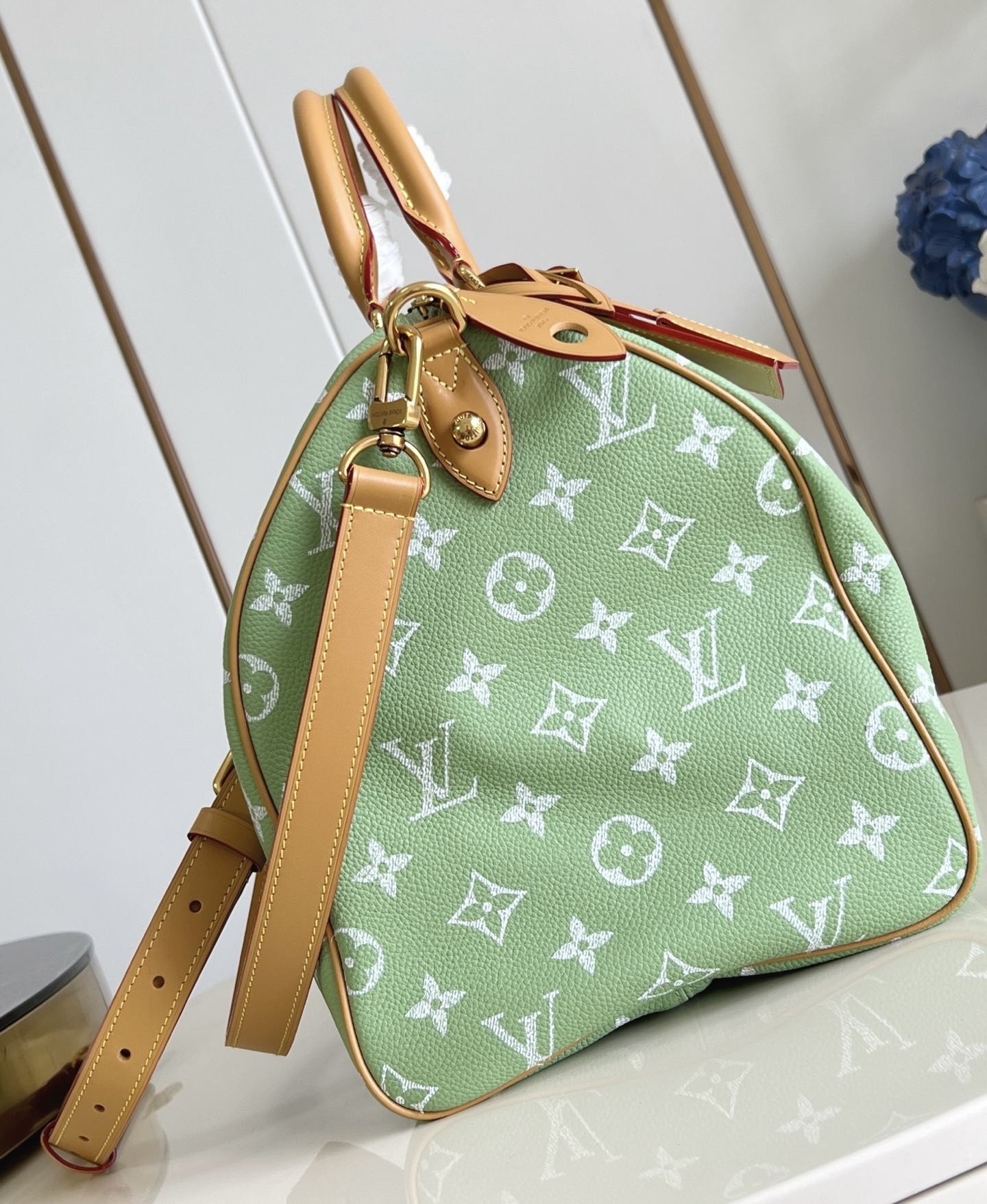 lv