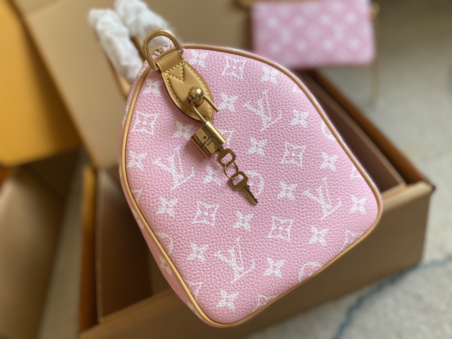 lv