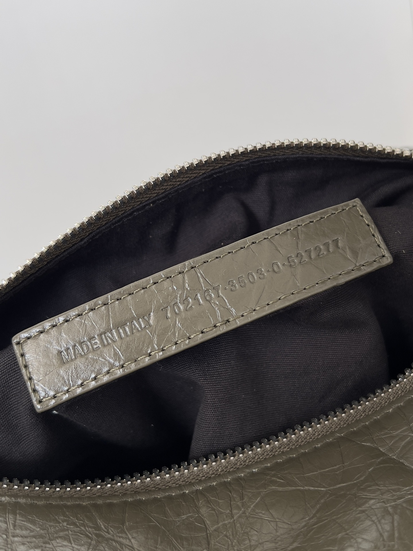  Balenciaga
