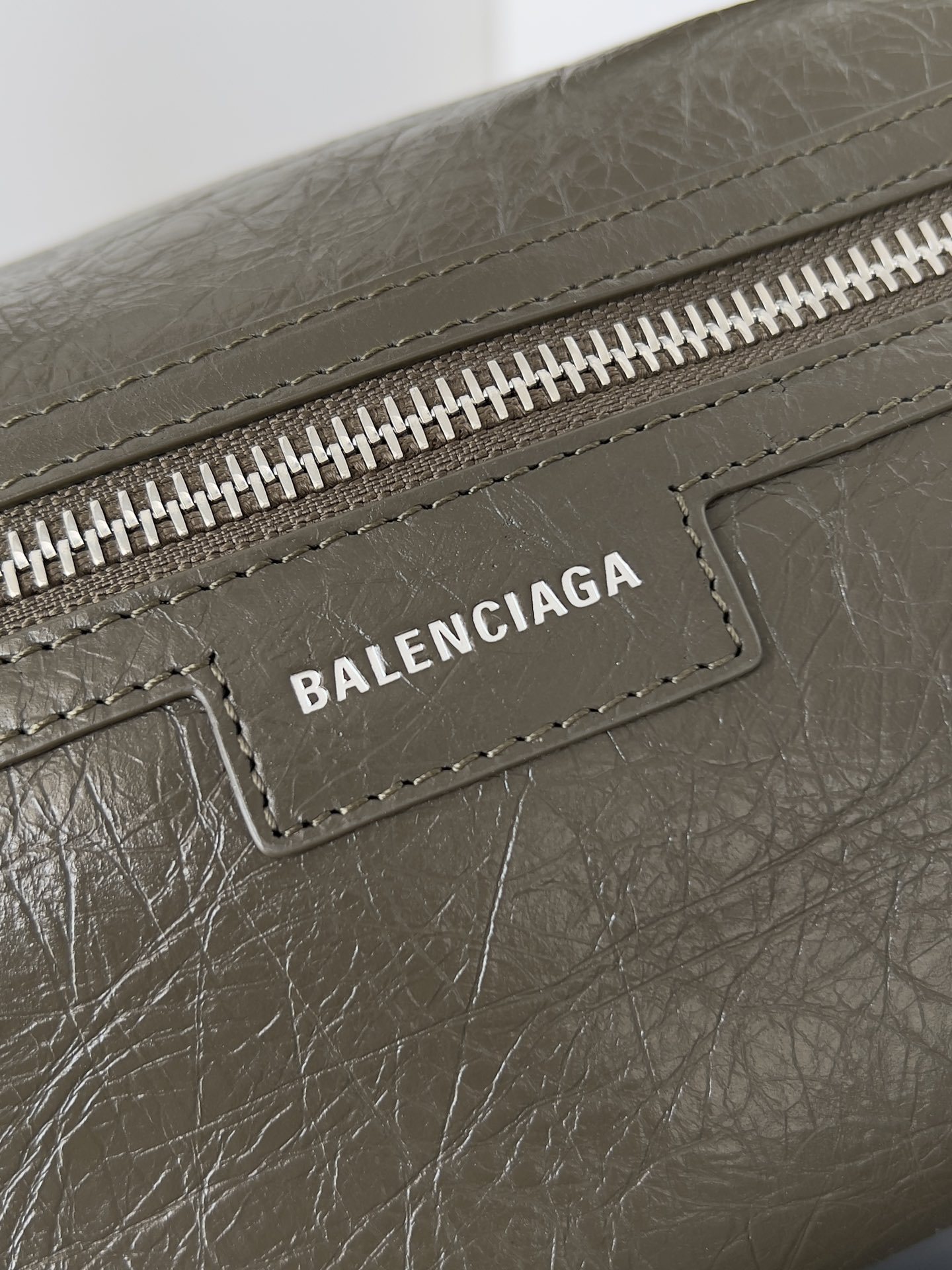  Balenciaga