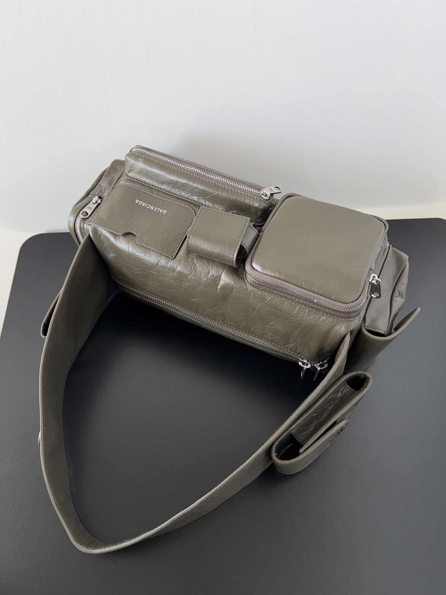  Balenciaga