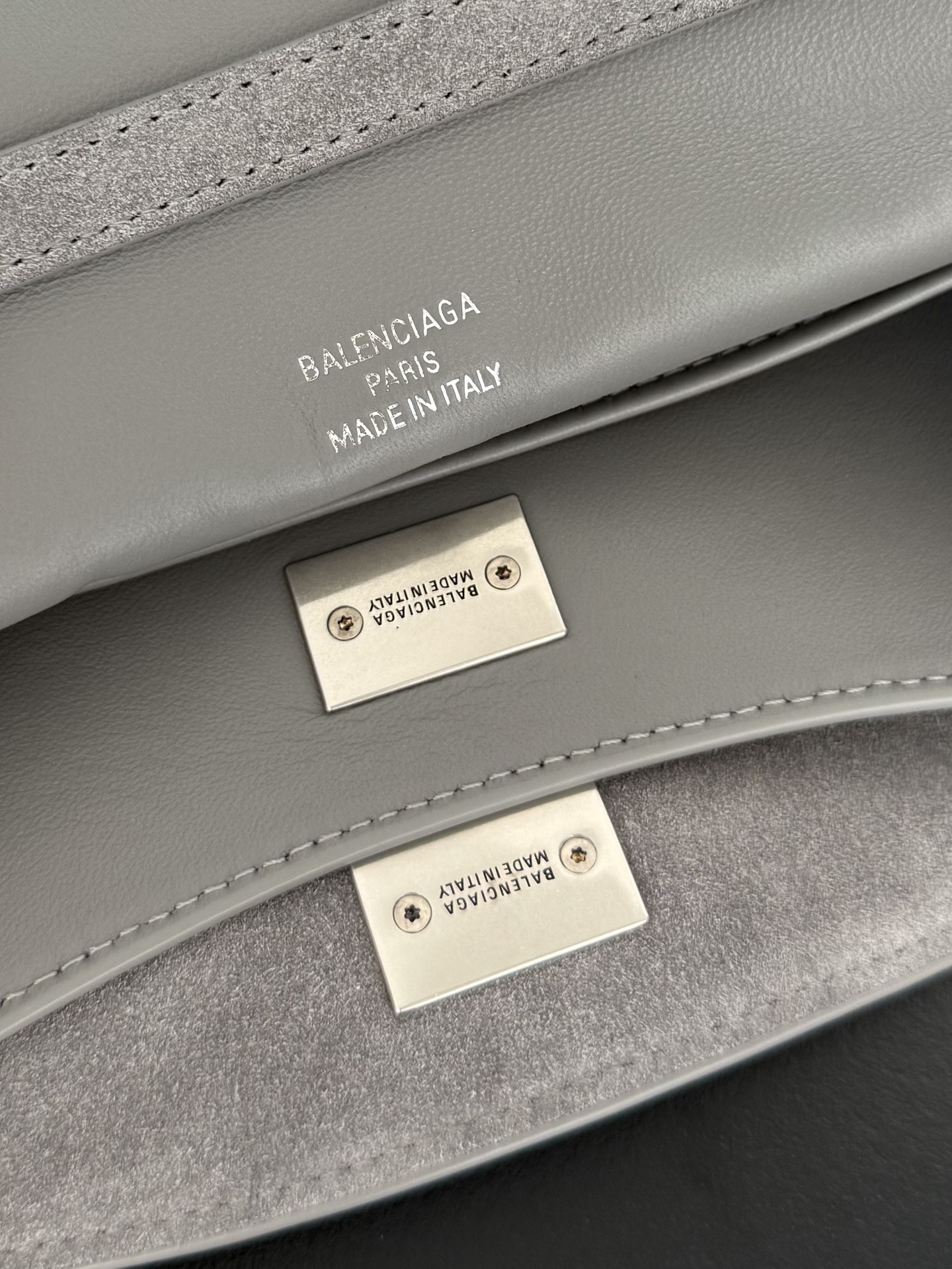  Balenciaga