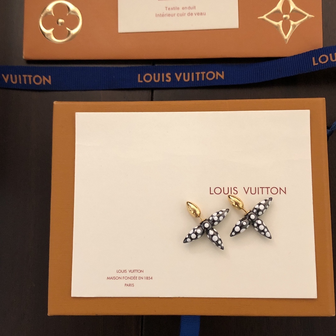 lv Earrings