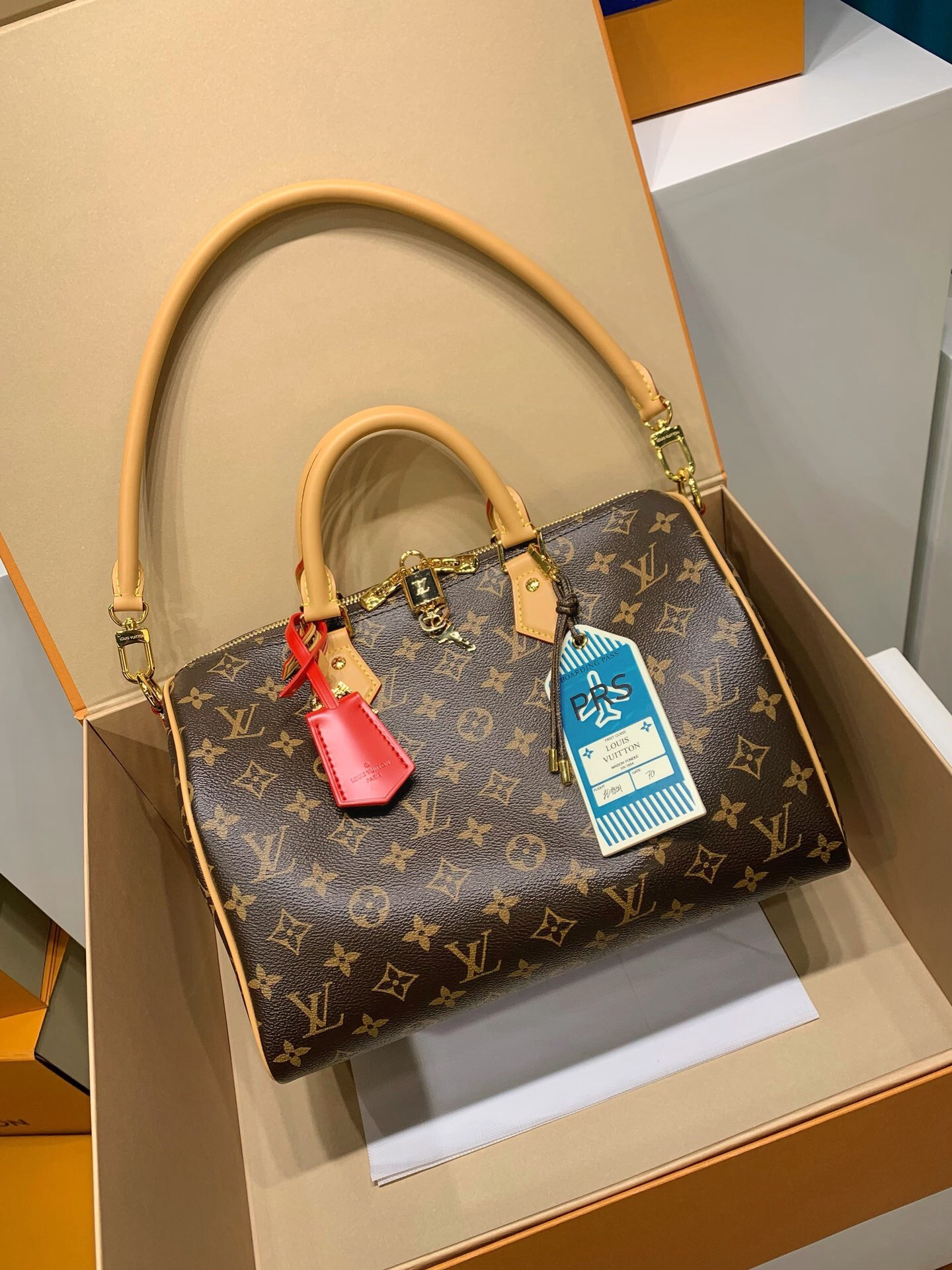 lv