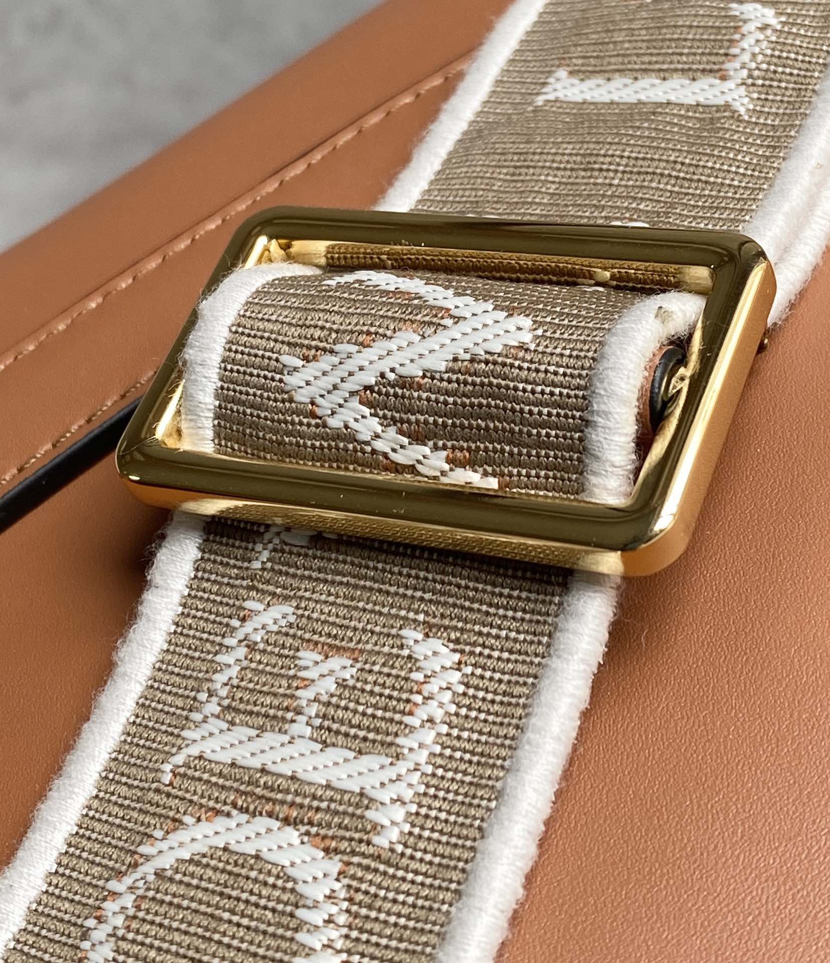 LOEWE