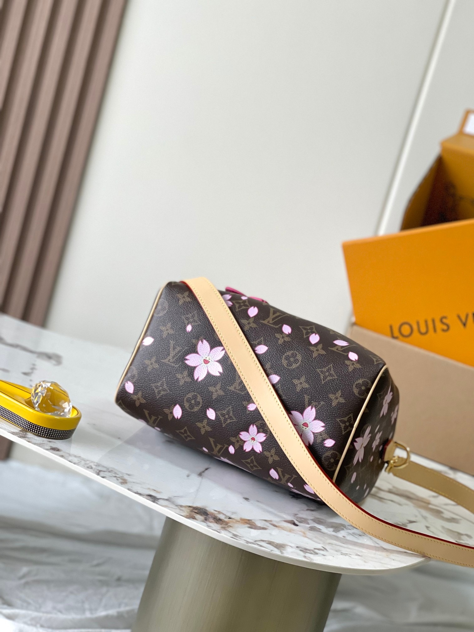 lv