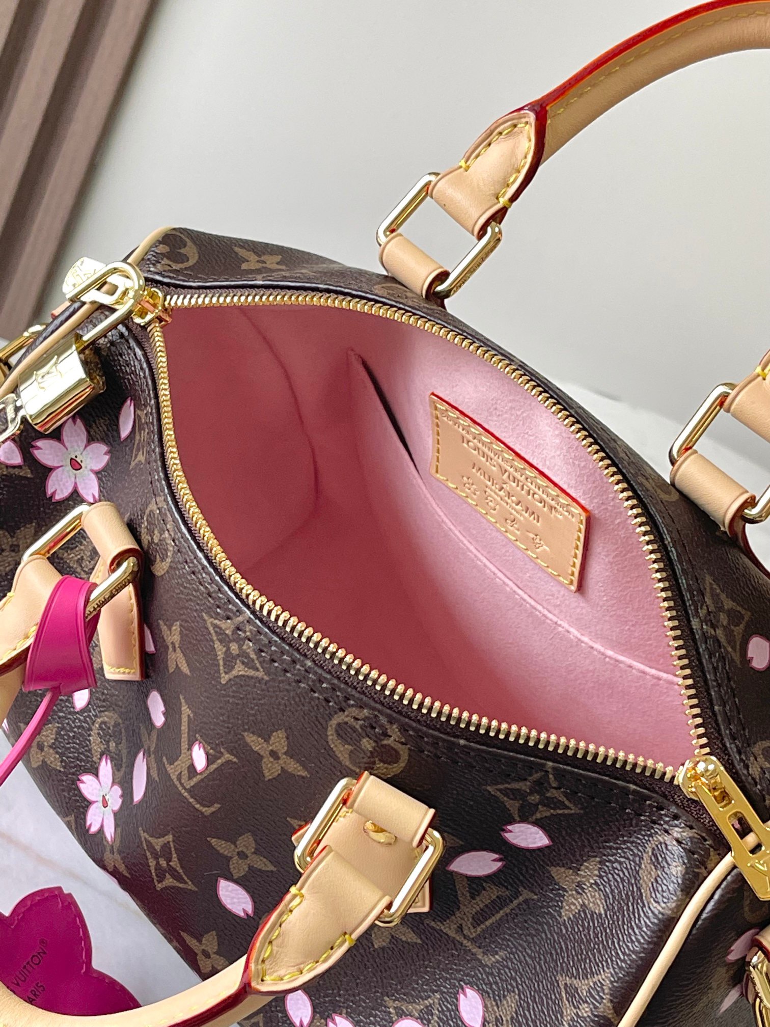lv