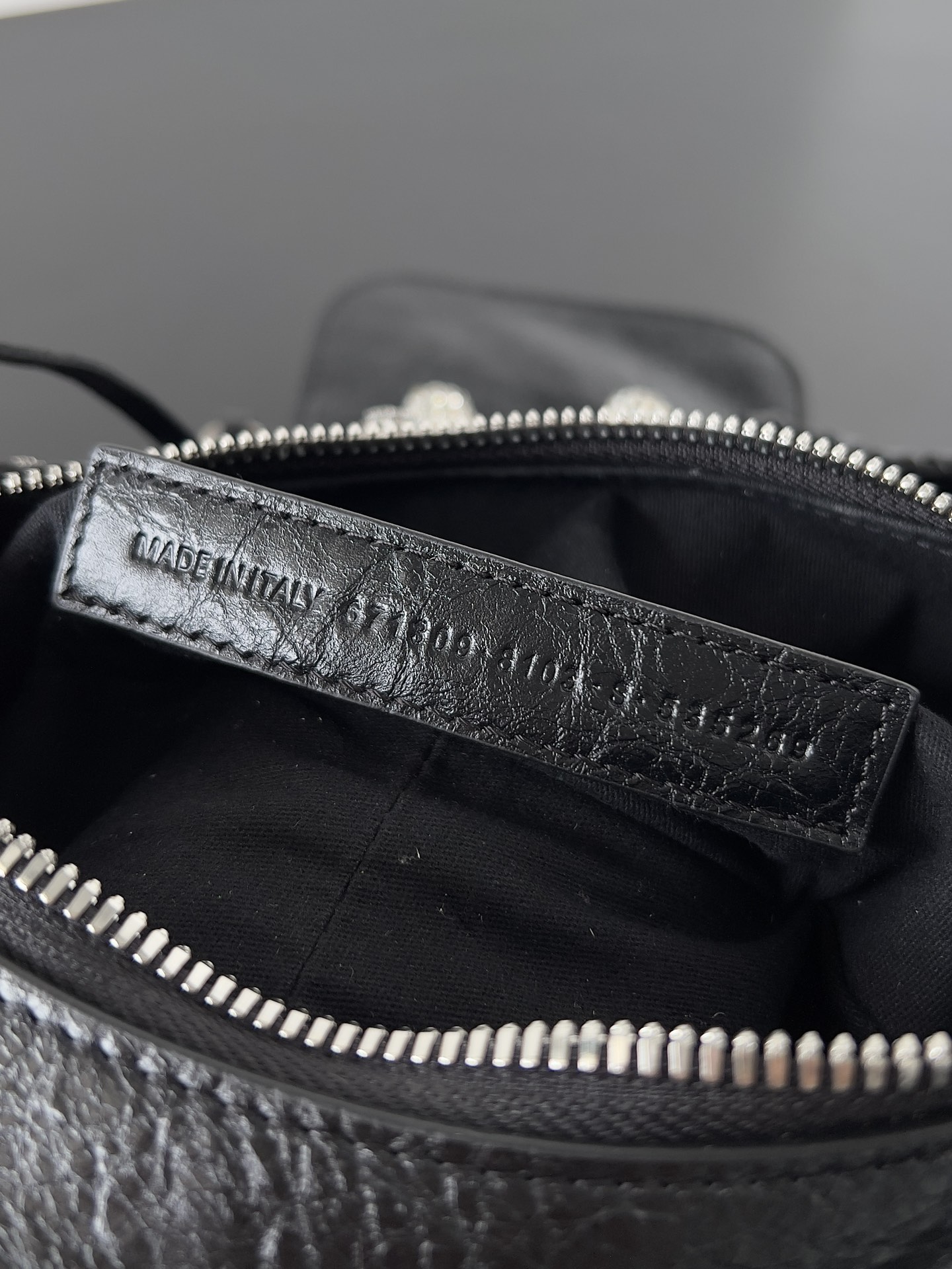  Balenciaga