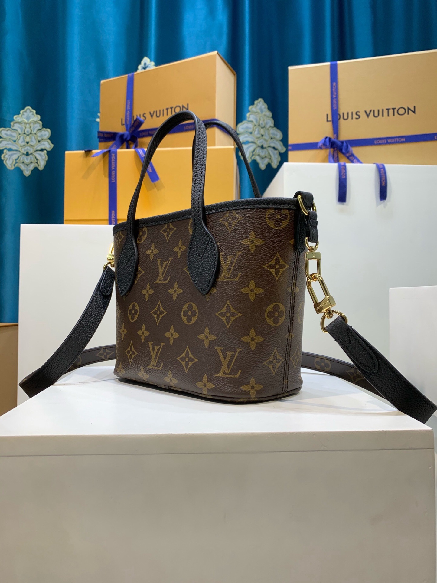 lv
