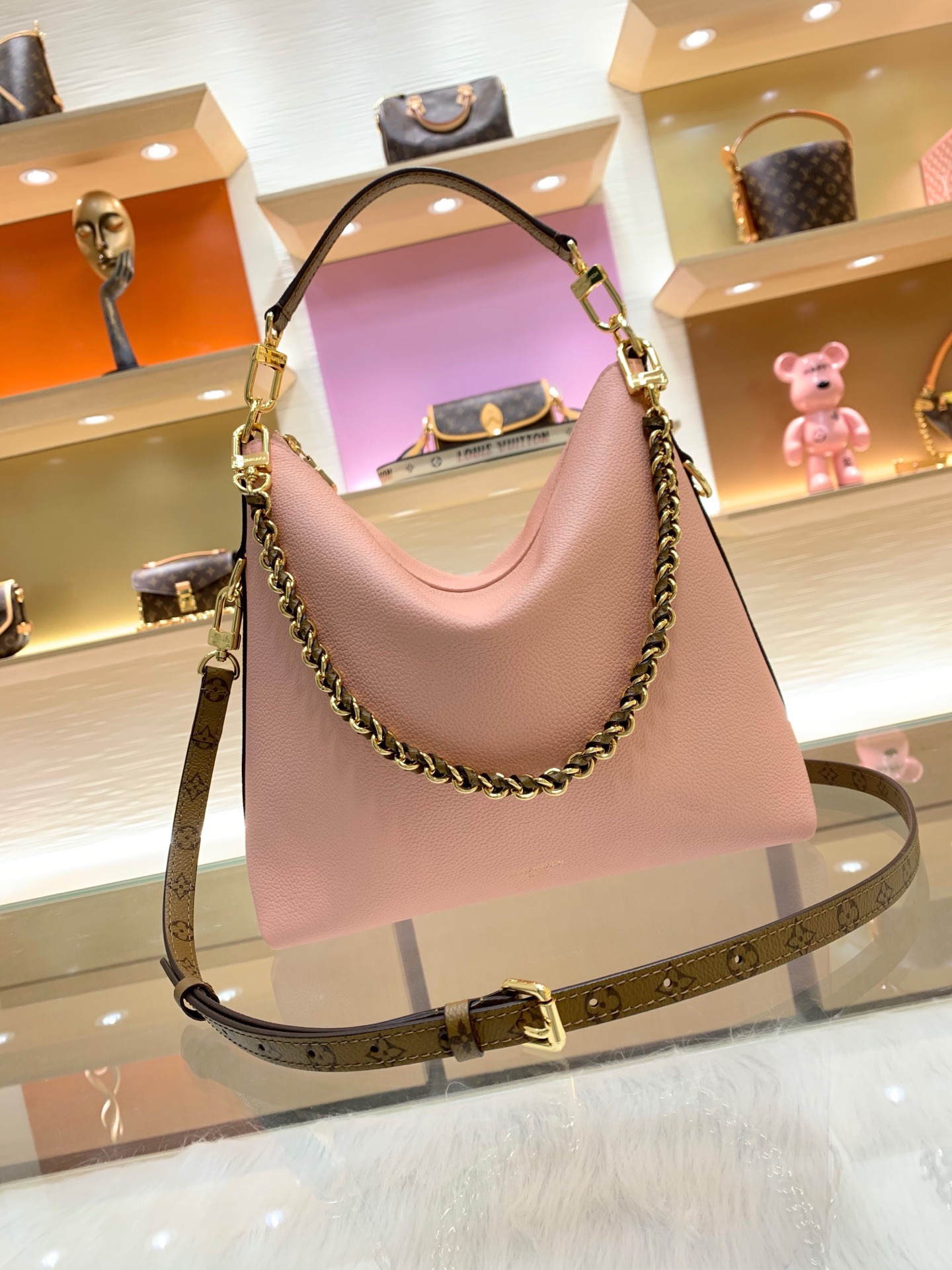 lv