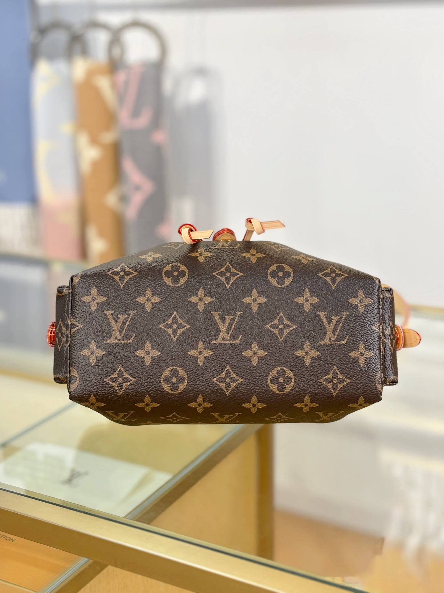 lv